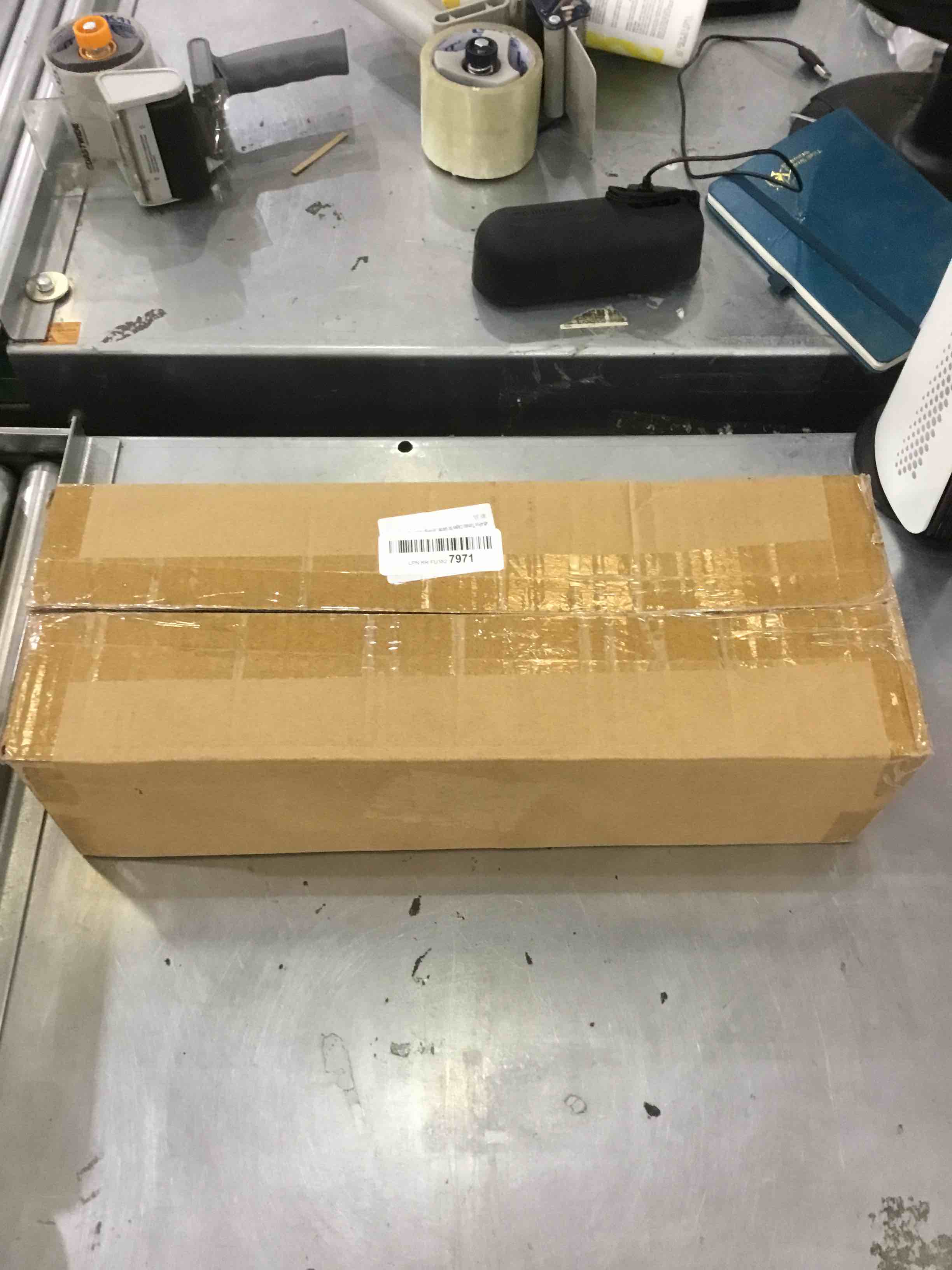https://s3.amazonaws.com/lotting-images-prod/bidfta/EXS00344377_1690393775393.jpeg