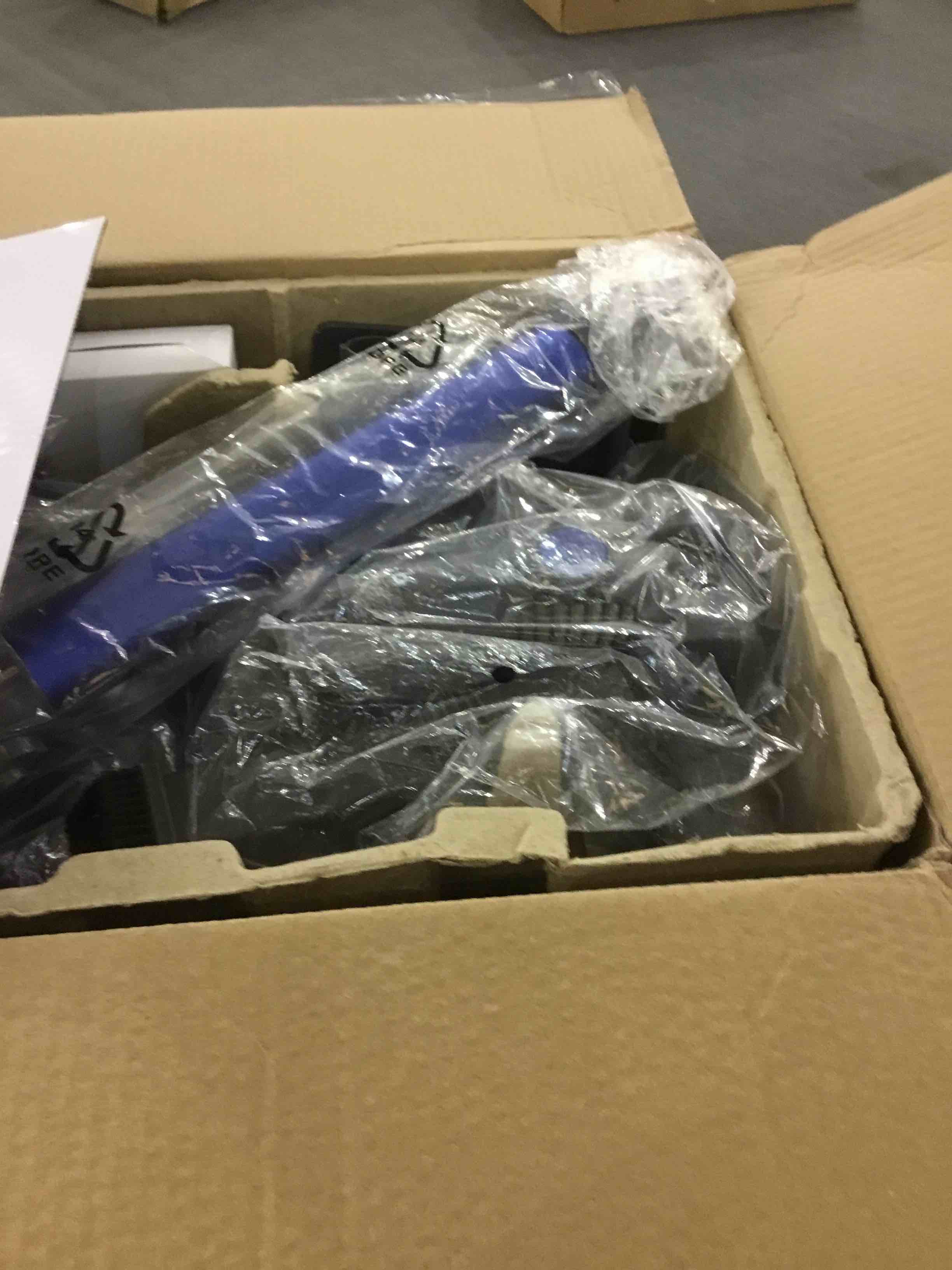 https://s3.amazonaws.com/lotting-images-prod/bidfta/EXS00346099_1692194926270.jpeg