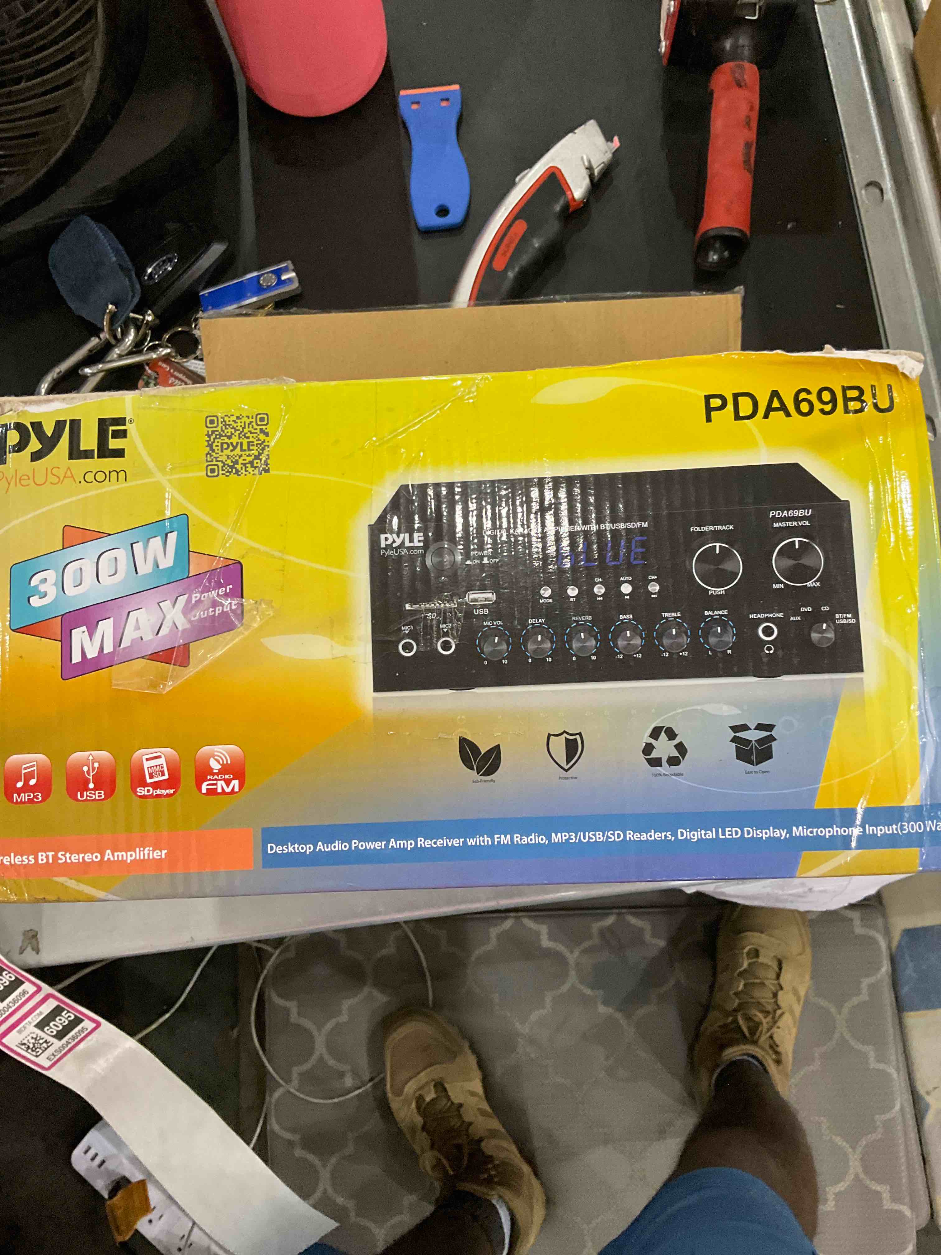 https://s3.amazonaws.com/lotting-images-prod/bidfta/EXS00346422_1693393699279.jpeg