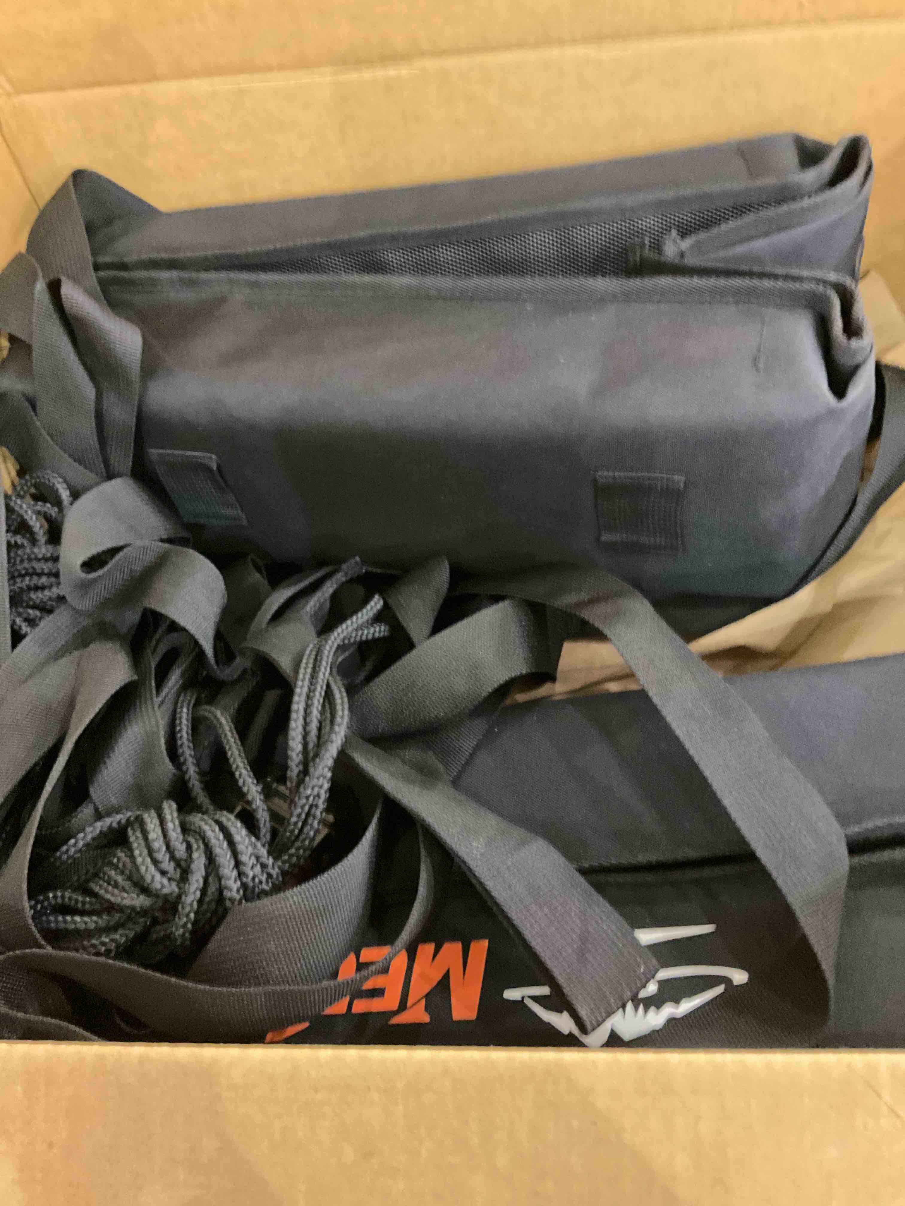 MeeFar Universal Car Soft Roof Rack Pads Luggage Carrier System for Kayak Surfboard SUP Canoe Include 2 Heavy Duty Tie Down Straps,2 Tie Down Rope,2 Quick Loop Strap and Storage Bag