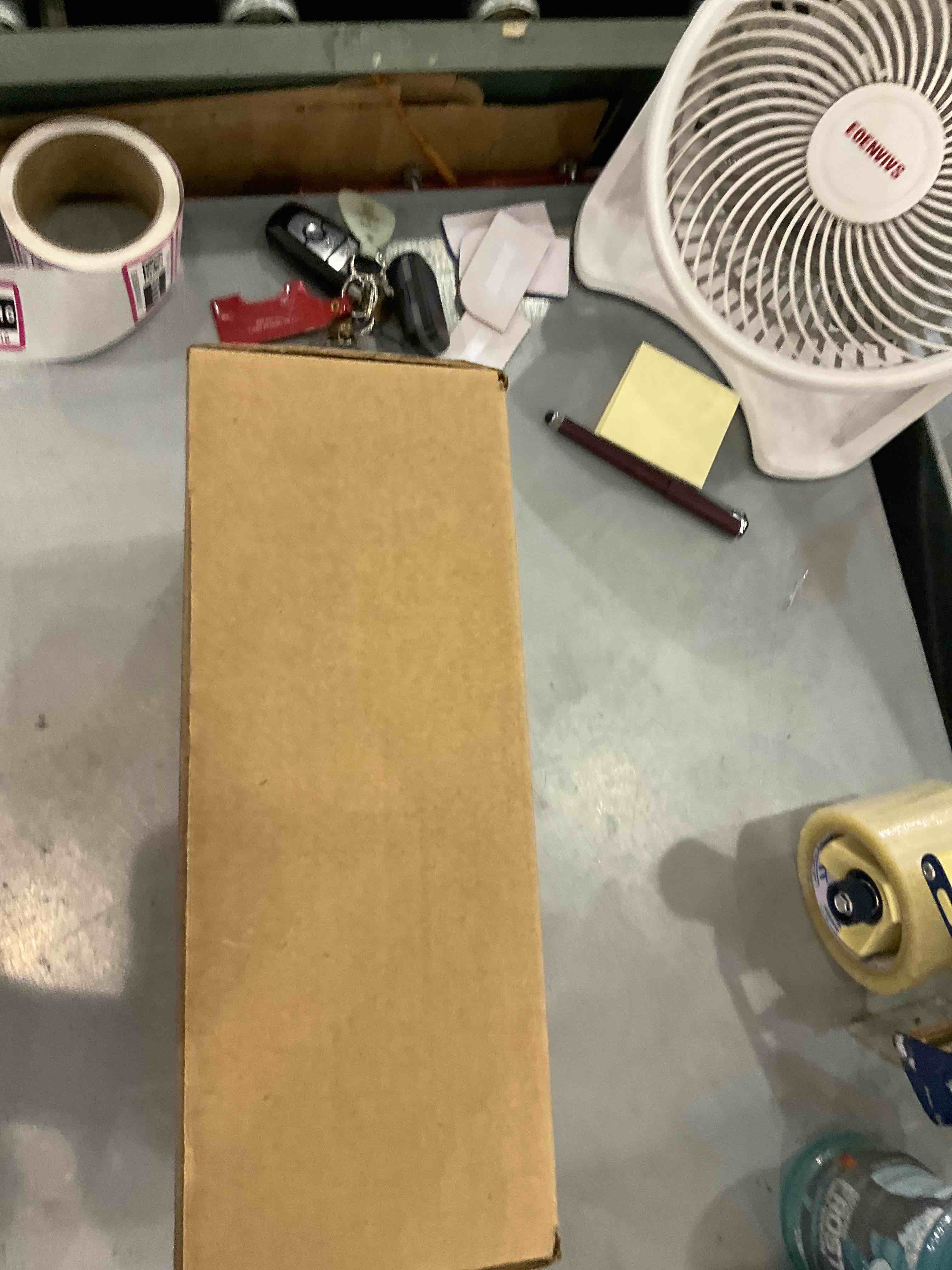 https://s3.amazonaws.com/lotting-images-prod/bidfta/EXS00346552_1690391210049.jpeg