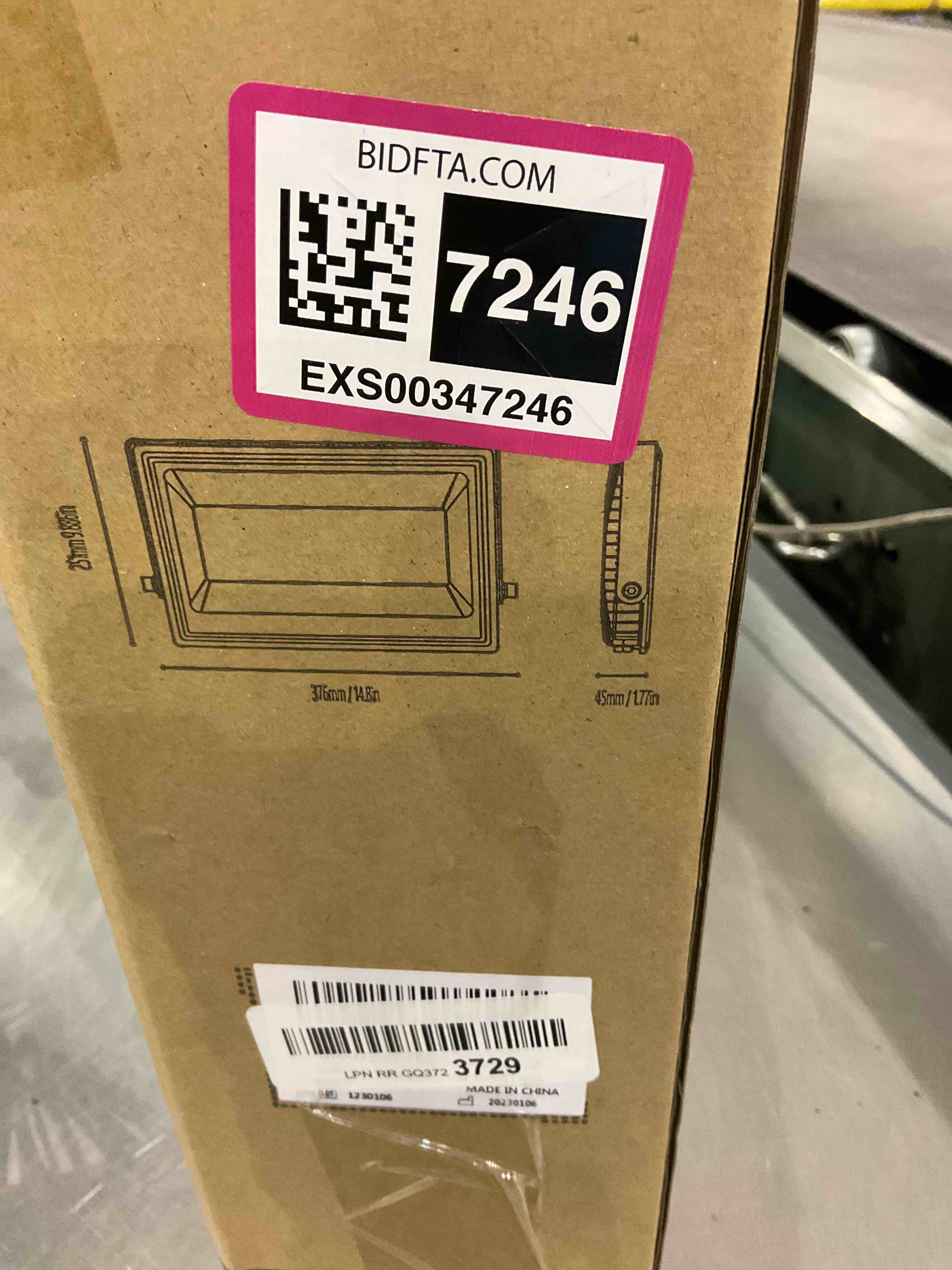 https://s3.amazonaws.com/lotting-images-prod/bidfta/EXS00347246_1692011882997.jpeg