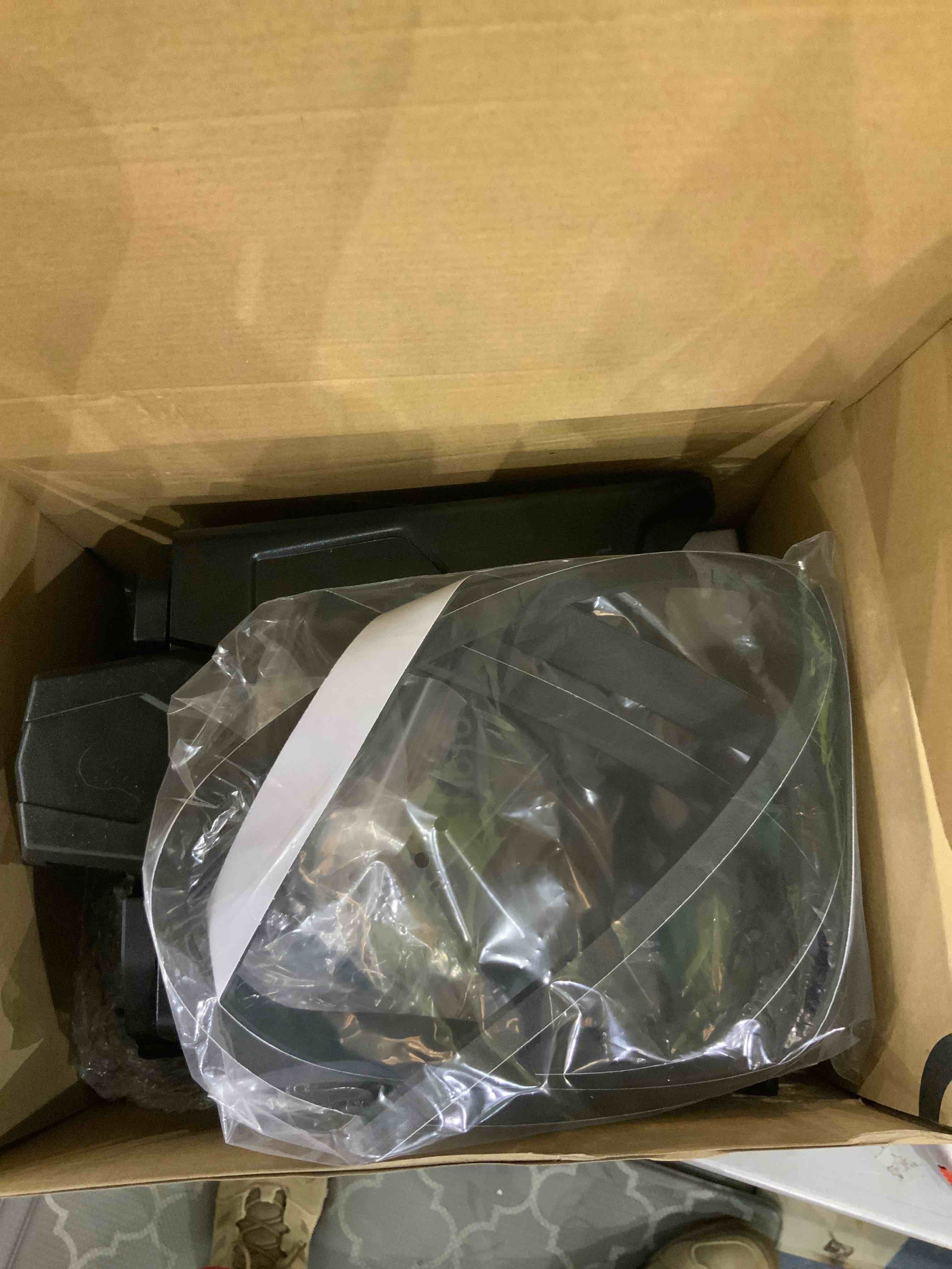 https://s3.amazonaws.com/lotting-images-prod/bidfta/EXS00347264_1692102631442.jpeg