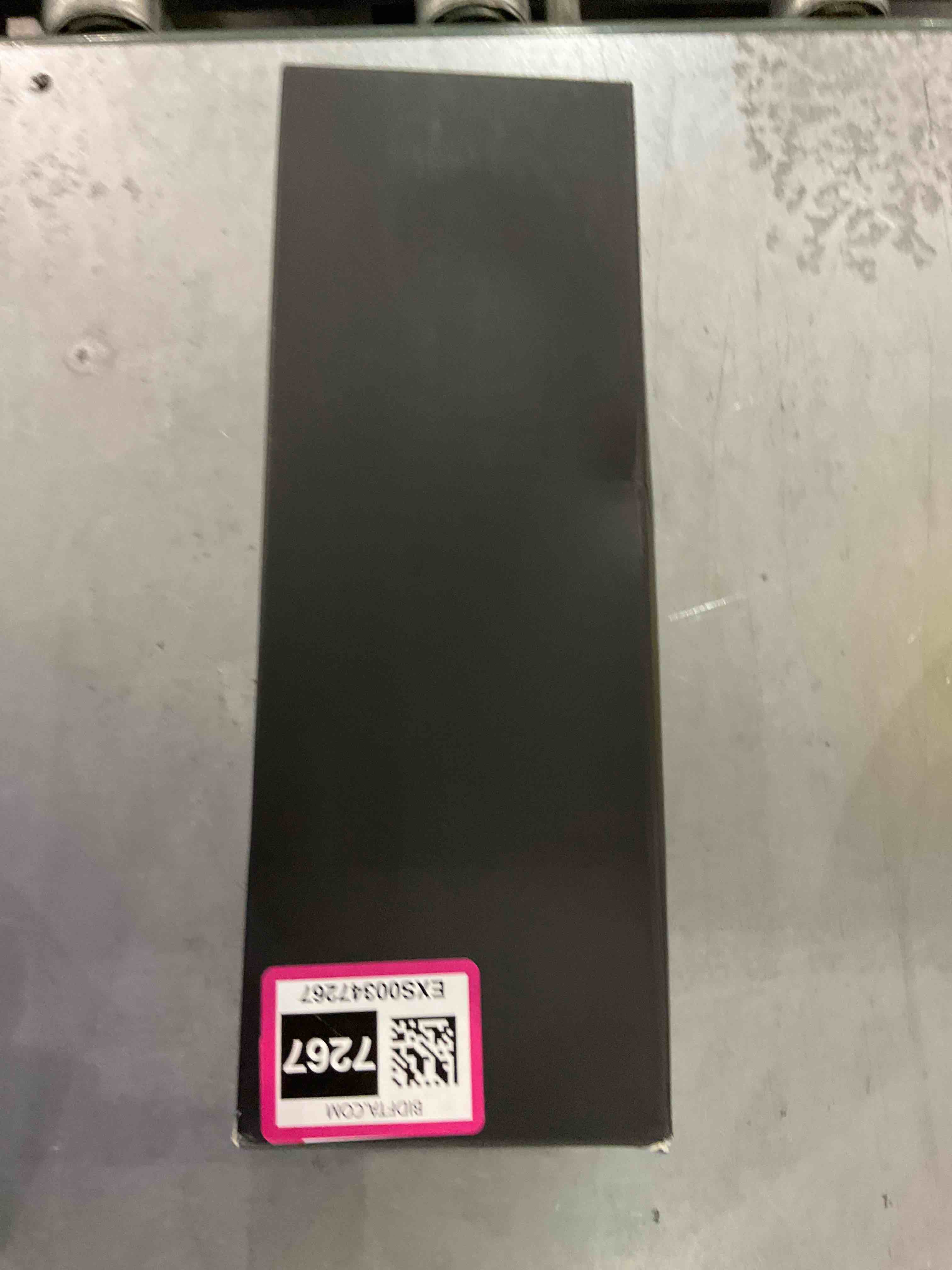 https://s3.amazonaws.com/lotting-images-prod/bidfta/EXS00347267_1692013285642.jpeg