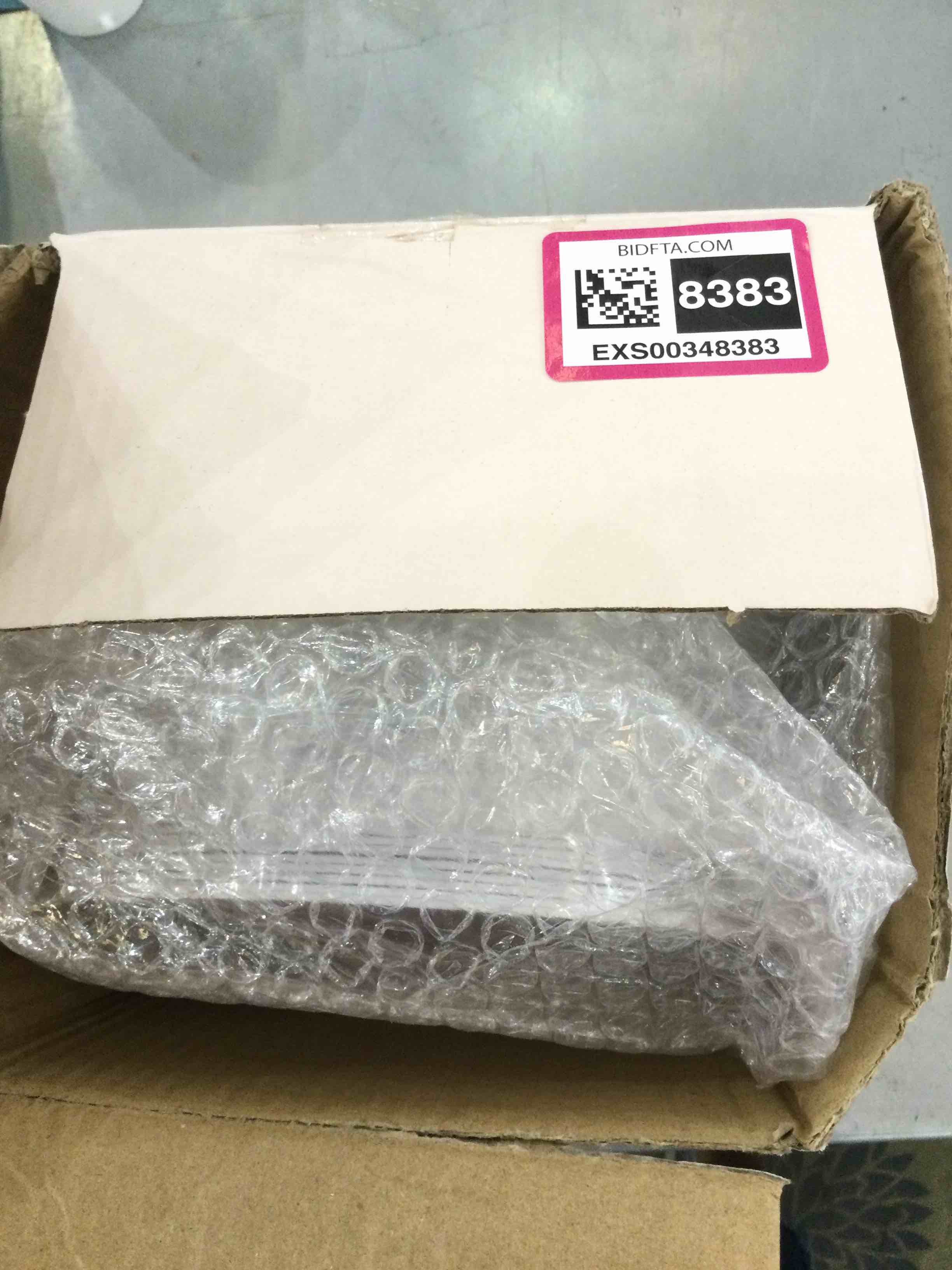 https://s3.amazonaws.com/lotting-images-prod/bidfta/EXS00348383_1690398710540.jpeg