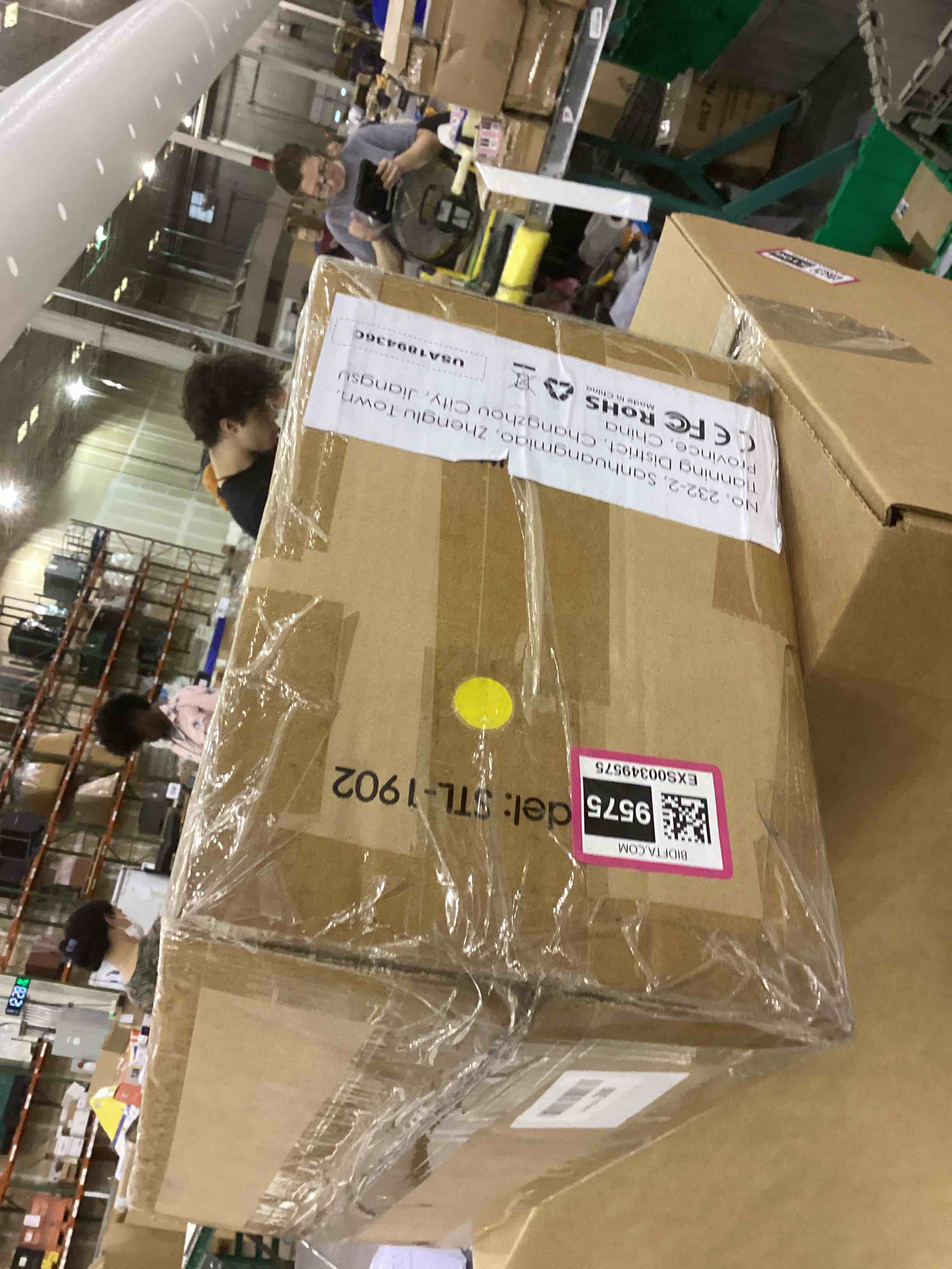 https://s3.amazonaws.com/lotting-images-prod/bidfta/EXS00349575_1691077137015.jpeg