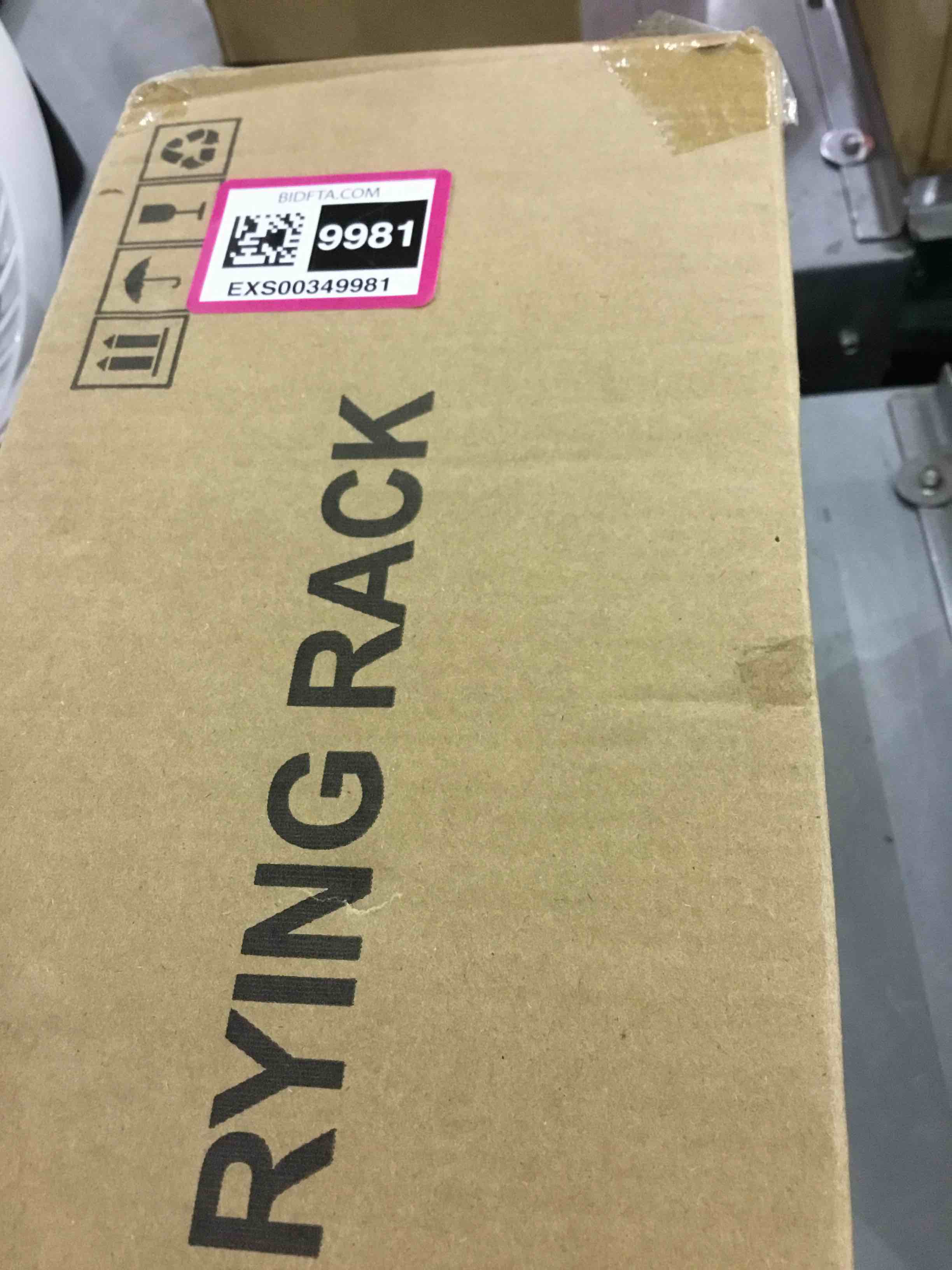 https://s3.amazonaws.com/lotting-images-prod/bidfta/EXS00349981_1692189448305.jpeg