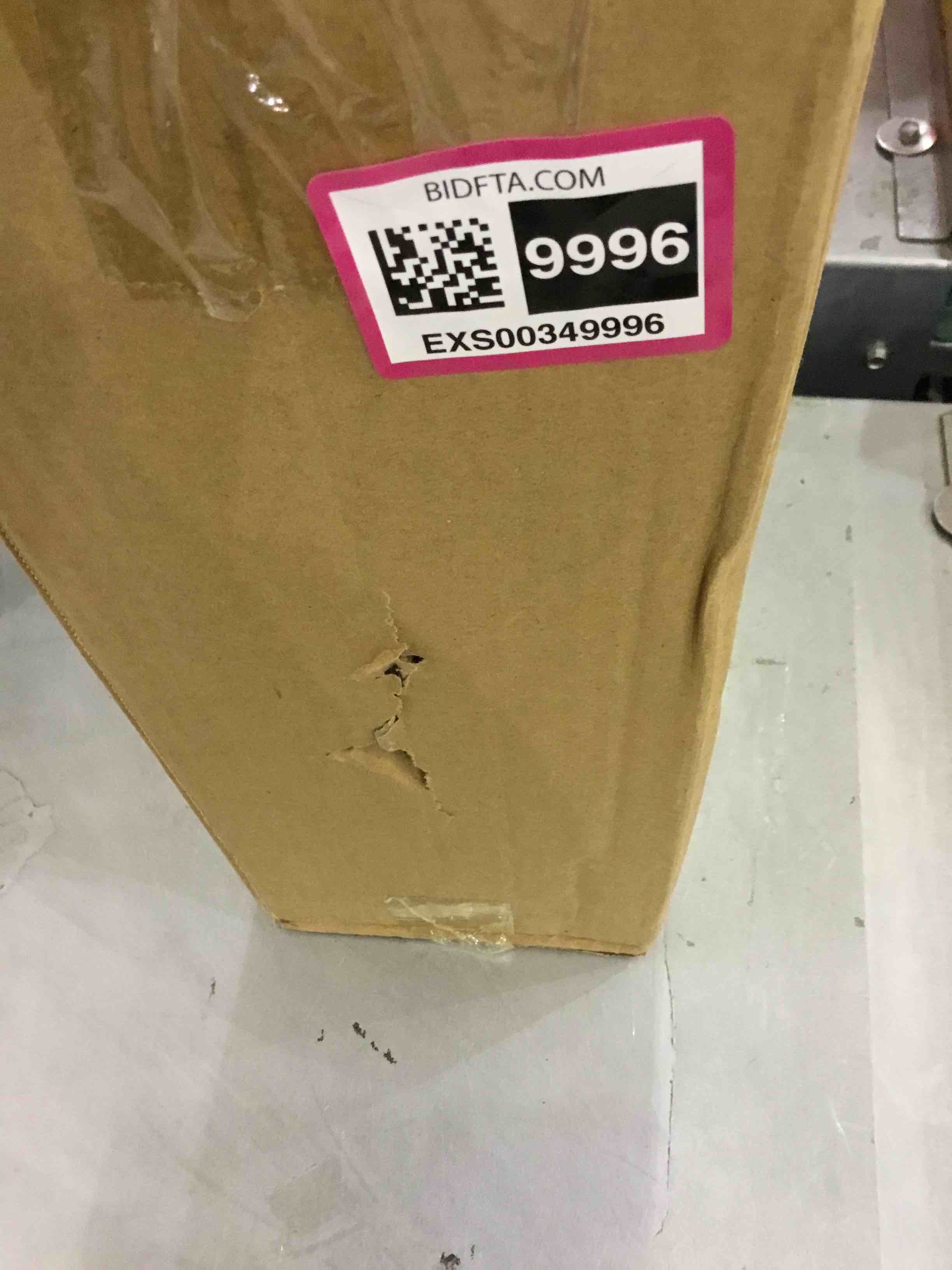 https://s3.amazonaws.com/lotting-images-prod/bidfta/EXS00349996_1692192549225.jpeg