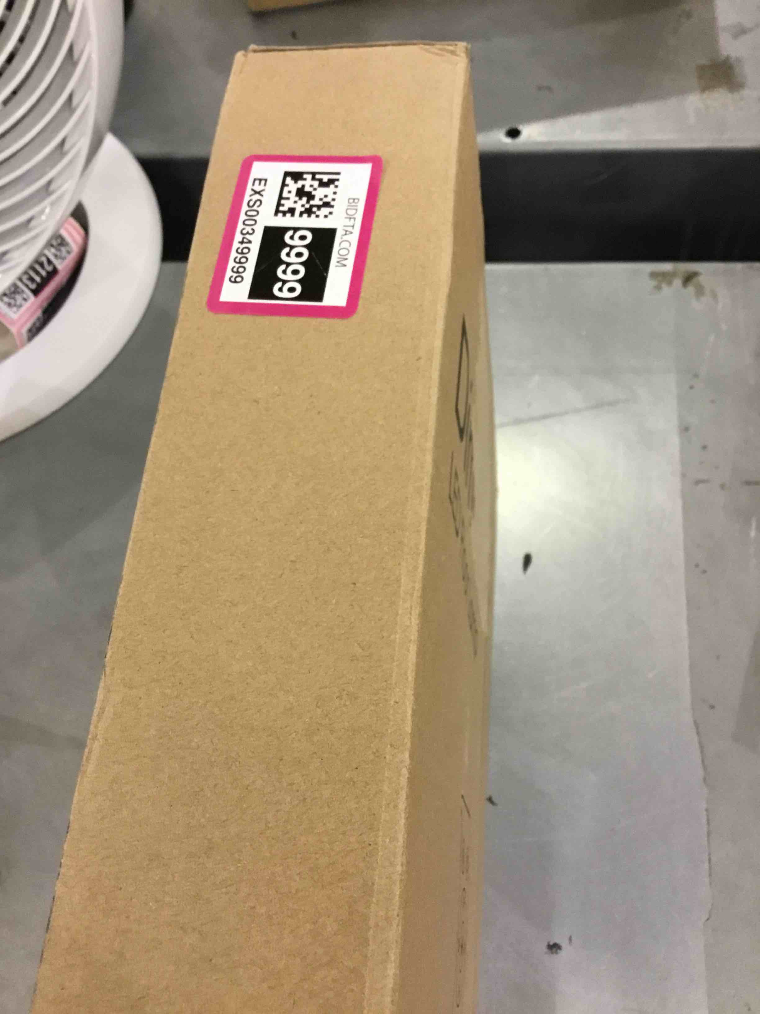 https://s3.amazonaws.com/lotting-images-prod/bidfta/EXS00349999_1692192738772.jpeg