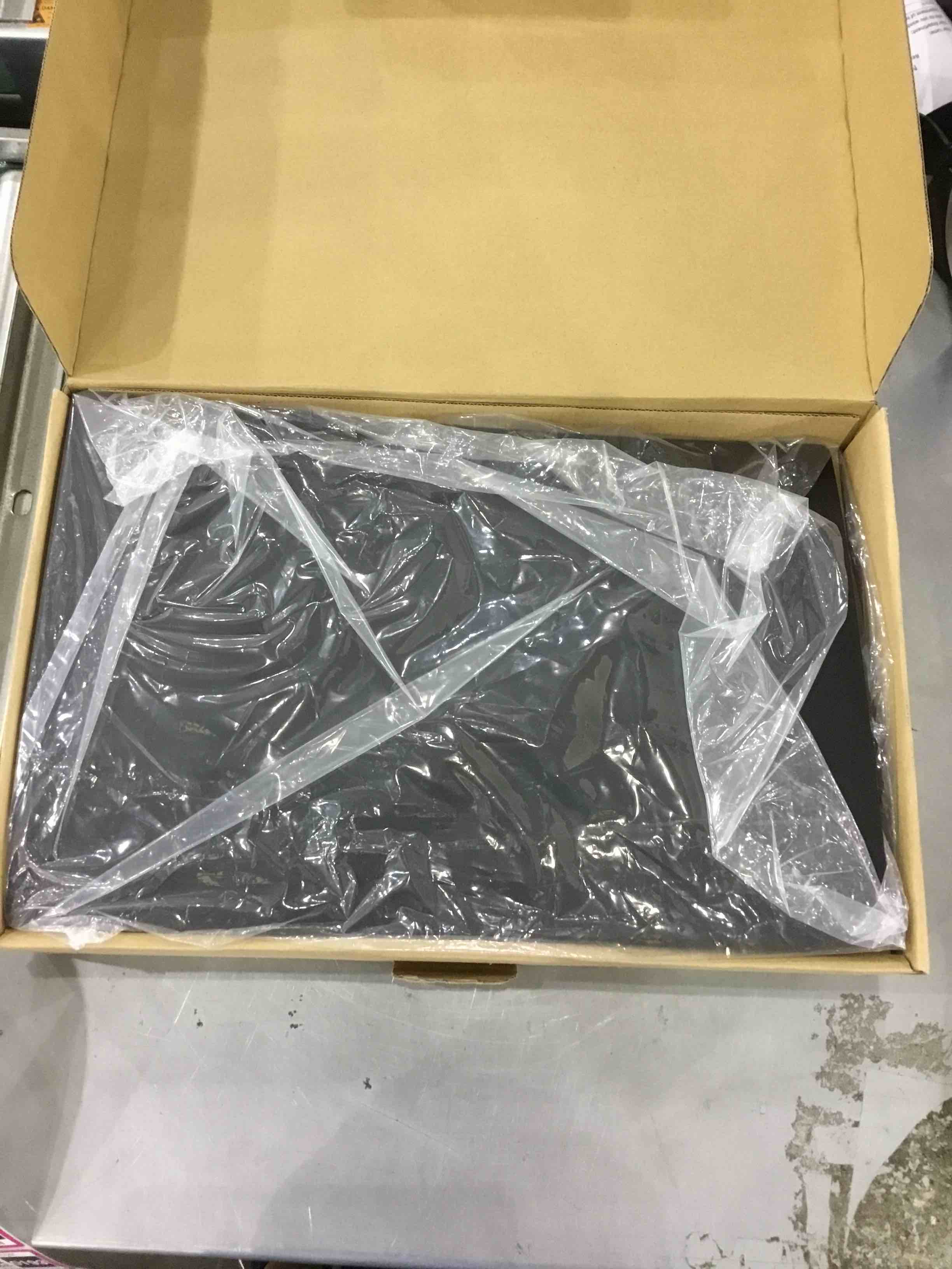 https://s3.amazonaws.com/lotting-images-prod/bidfta/EXS00350191_1689784941060.jpeg