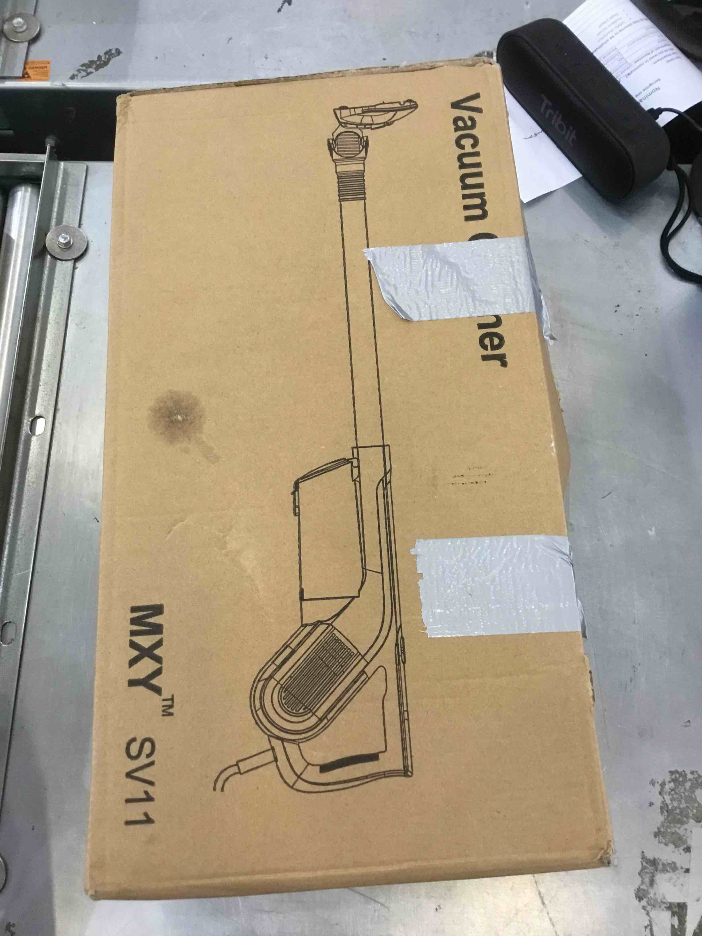 https://s3.amazonaws.com/lotting-images-prod/bidfta/EXS00350250_1689790826131.jpeg
