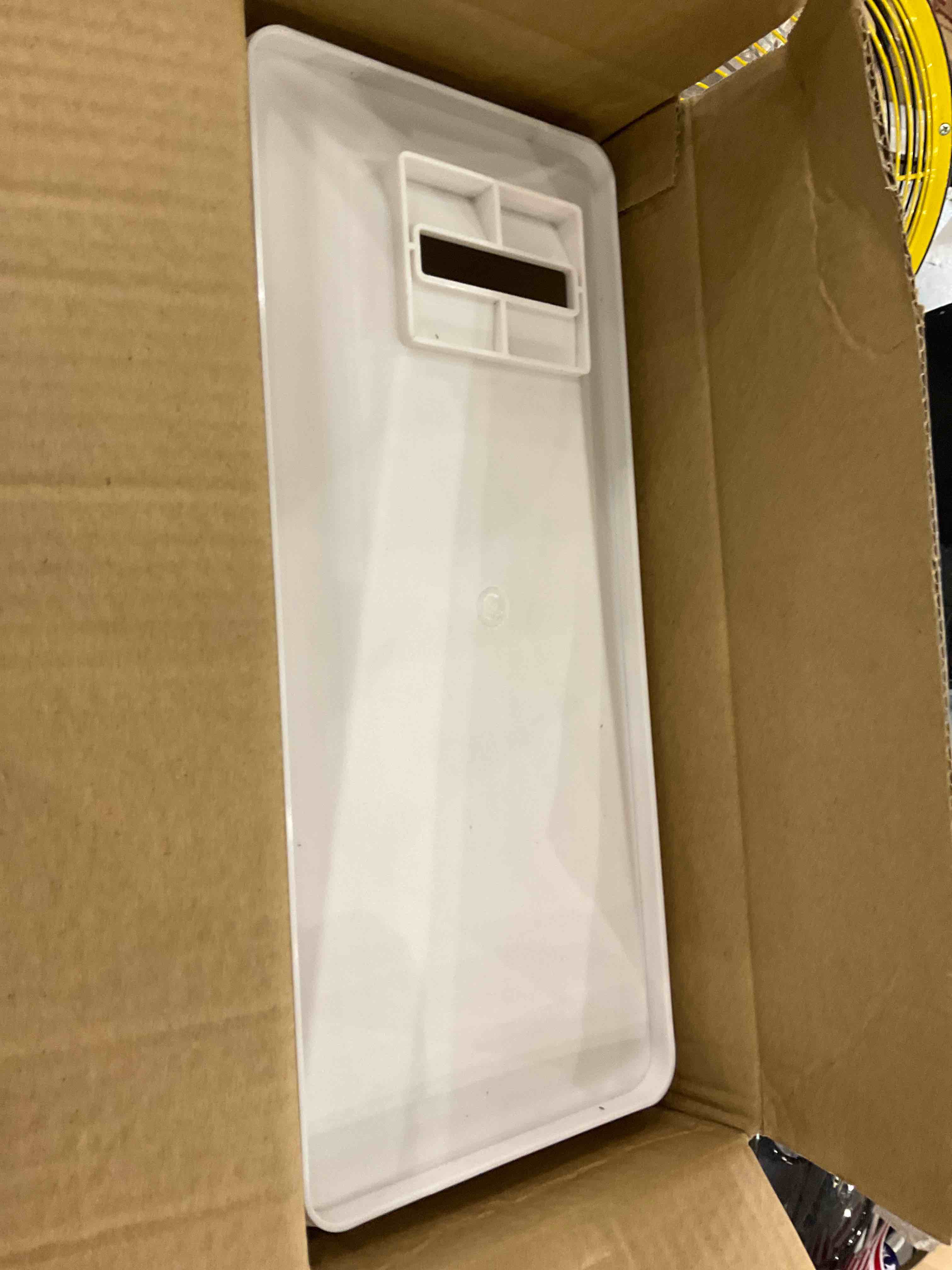 https://s3.amazonaws.com/lotting-images-prod/bidfta/EXS00350713_1689863923179.jpeg