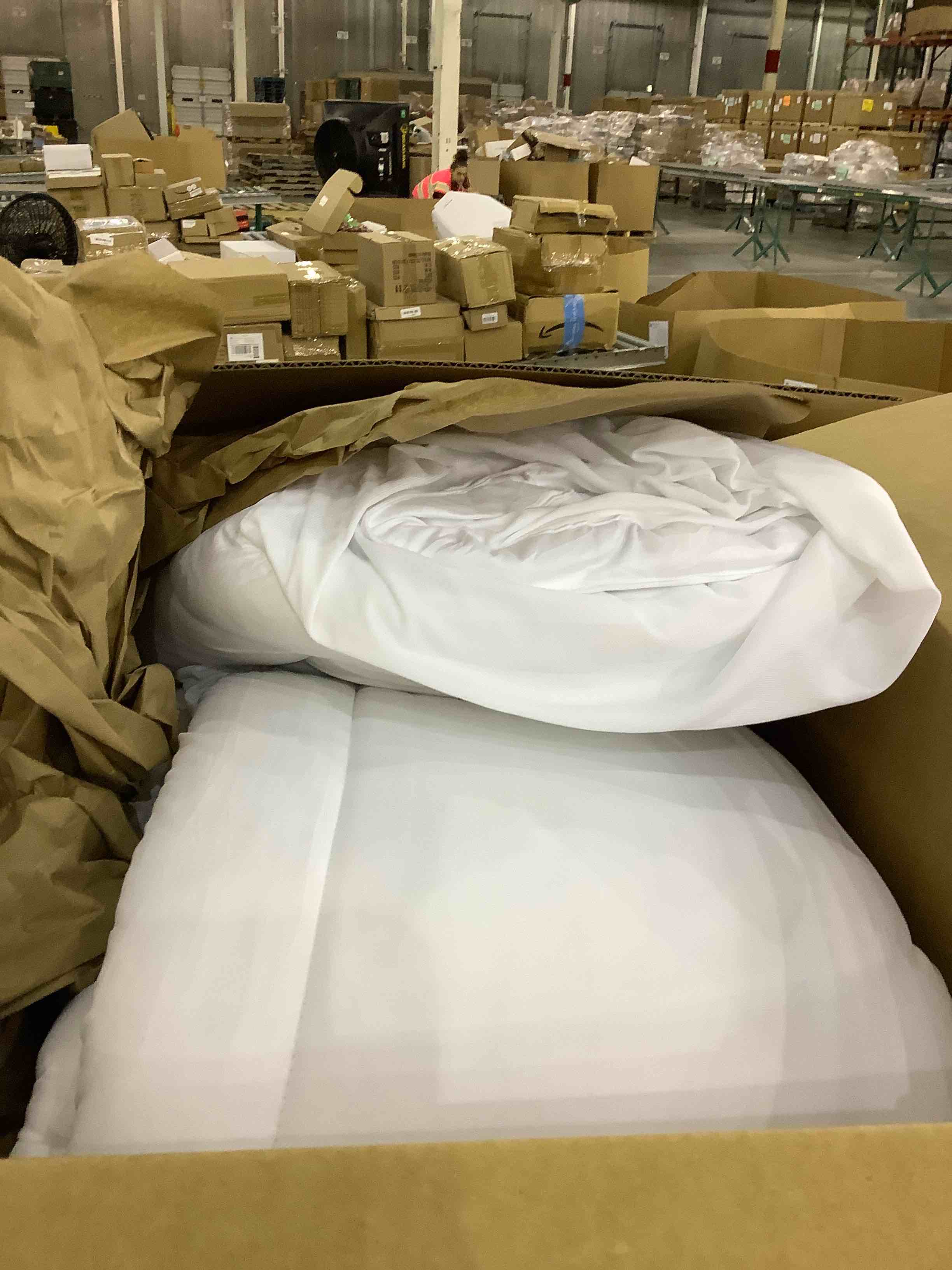 https://s3.amazonaws.com/lotting-images-prod/bidfta/EXS00350717_1691148686944.jpeg