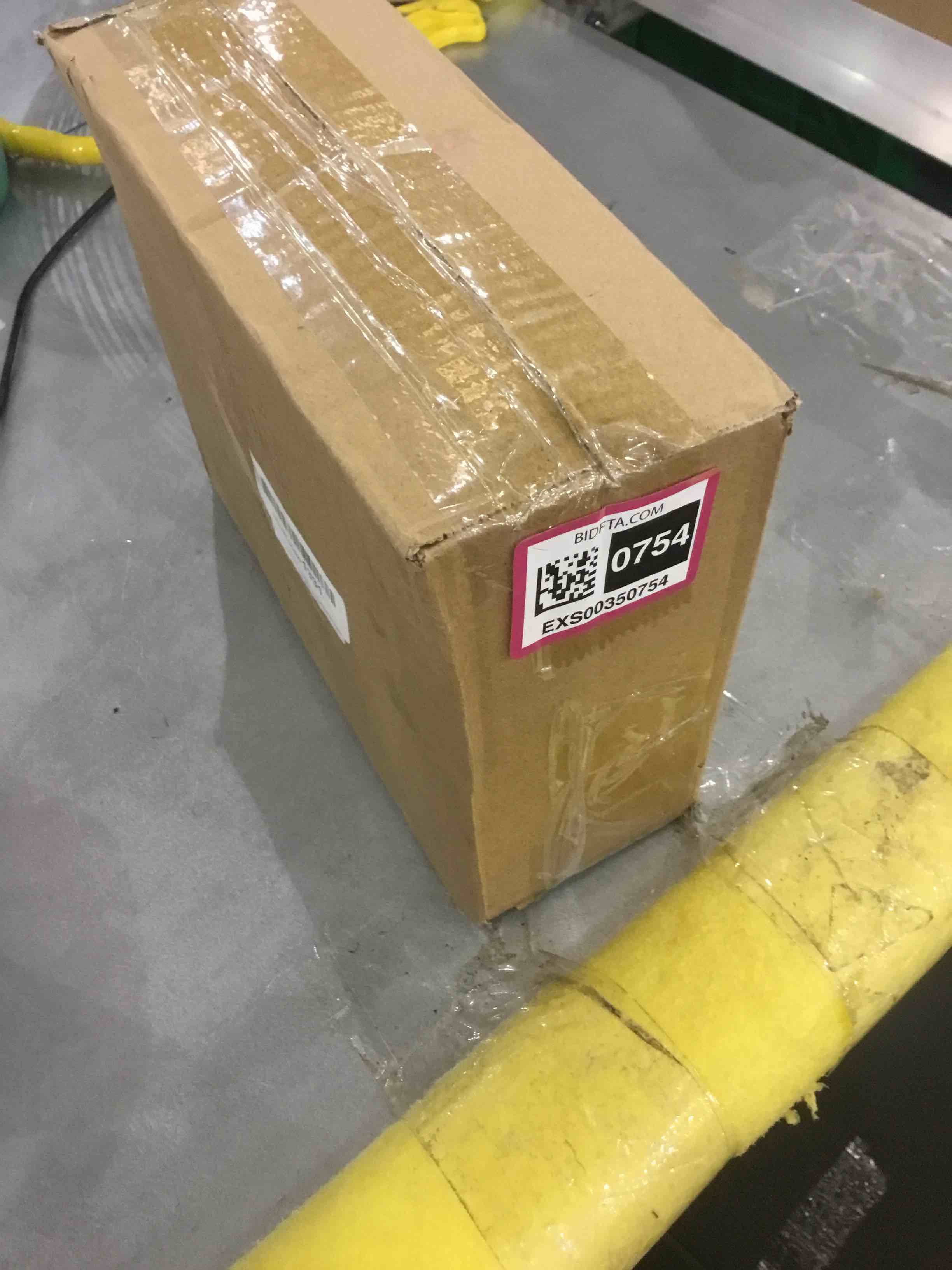 https://s3.amazonaws.com/lotting-images-prod/bidfta/EXS00350754_1690997121934.jpeg