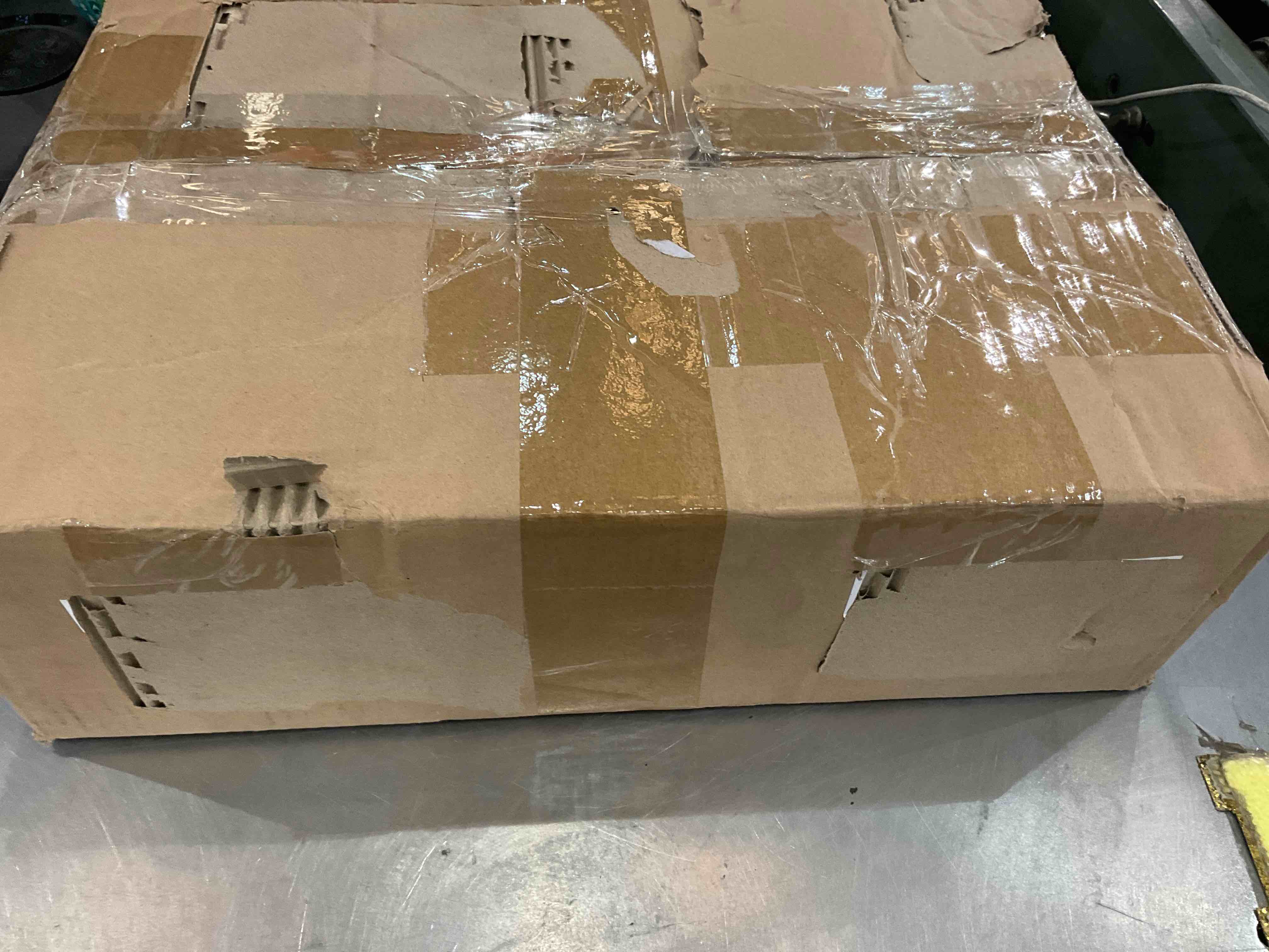 https://s3.amazonaws.com/lotting-images-prod/bidfta/EXS00352121_1689863722142.jpeg
