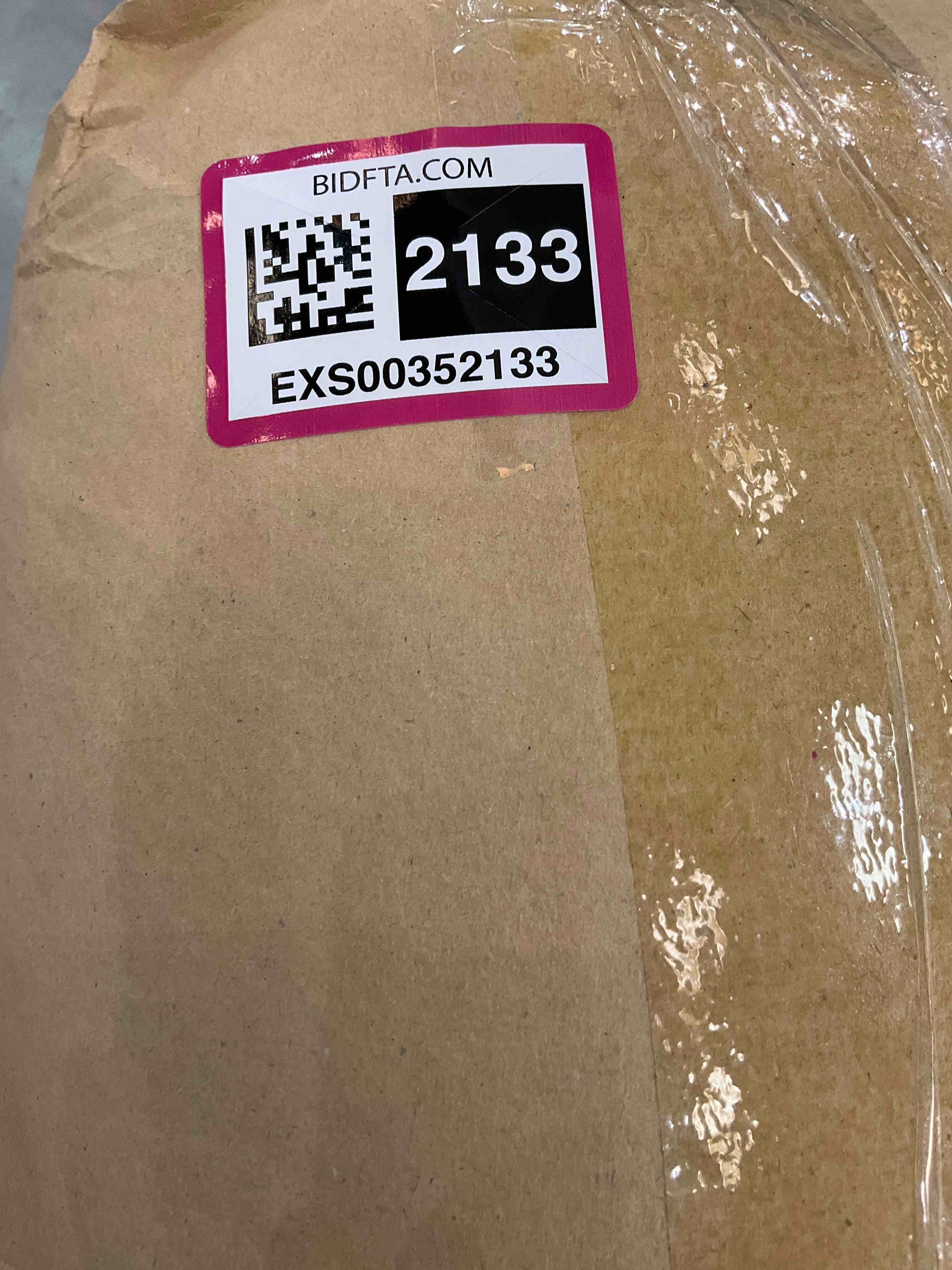 https://s3.amazonaws.com/lotting-images-prod/bidfta/EXS00352133_1689865749212.jpeg
