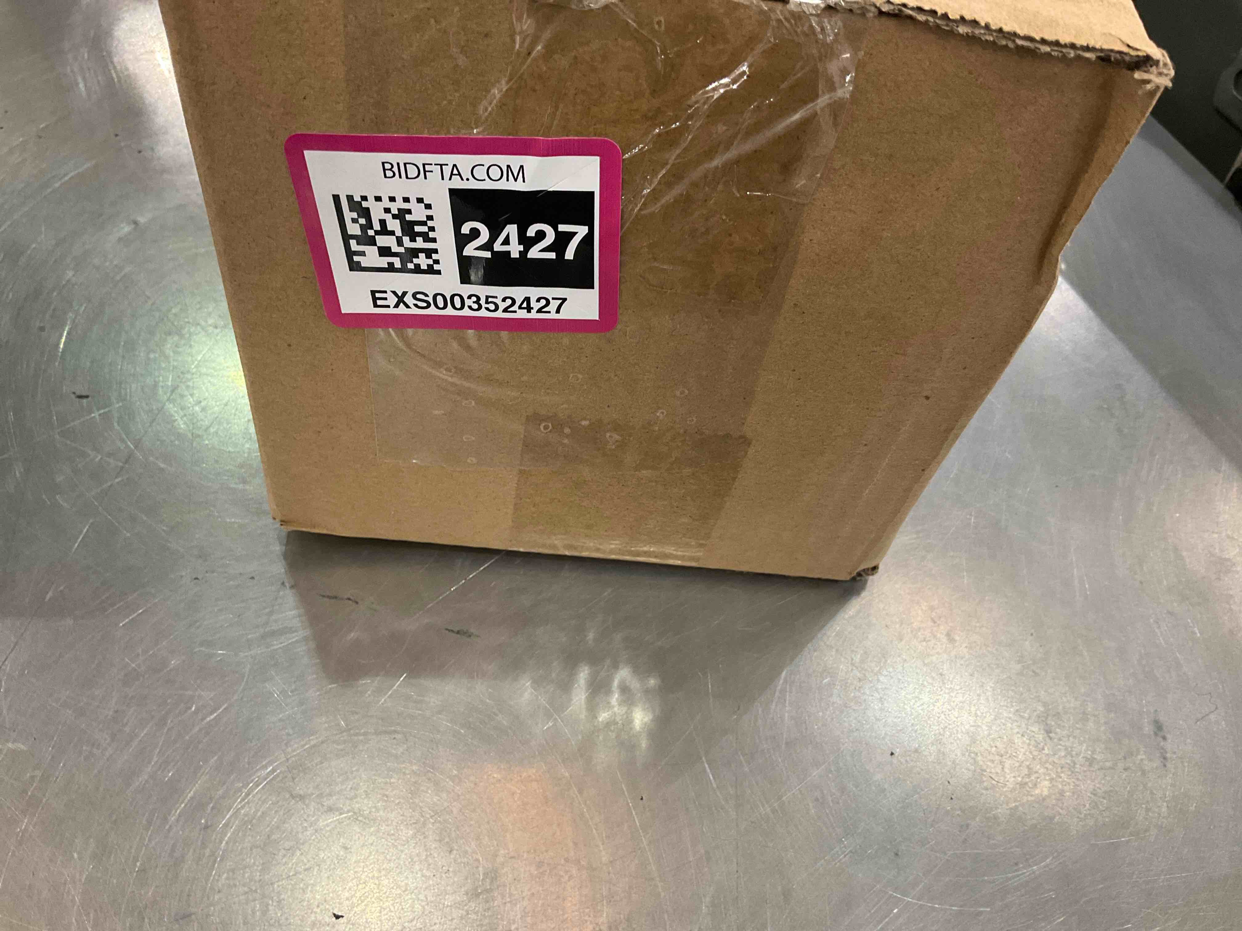 https://s3.amazonaws.com/lotting-images-prod/bidfta/EXS00352427_1690210729907.jpeg