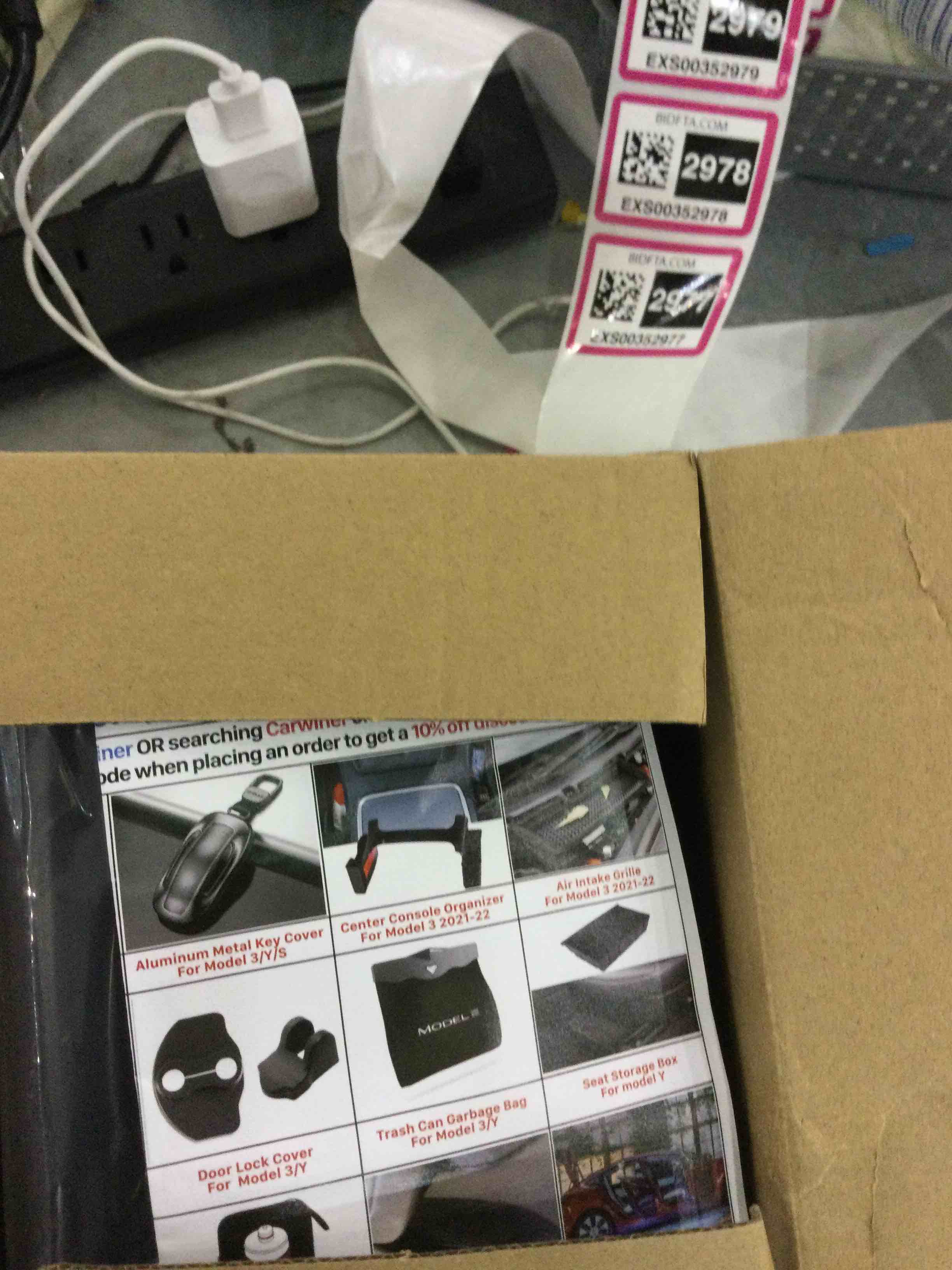 https://s3.amazonaws.com/lotting-images-prod/bidfta/EXS00352976_1689940970884.jpeg