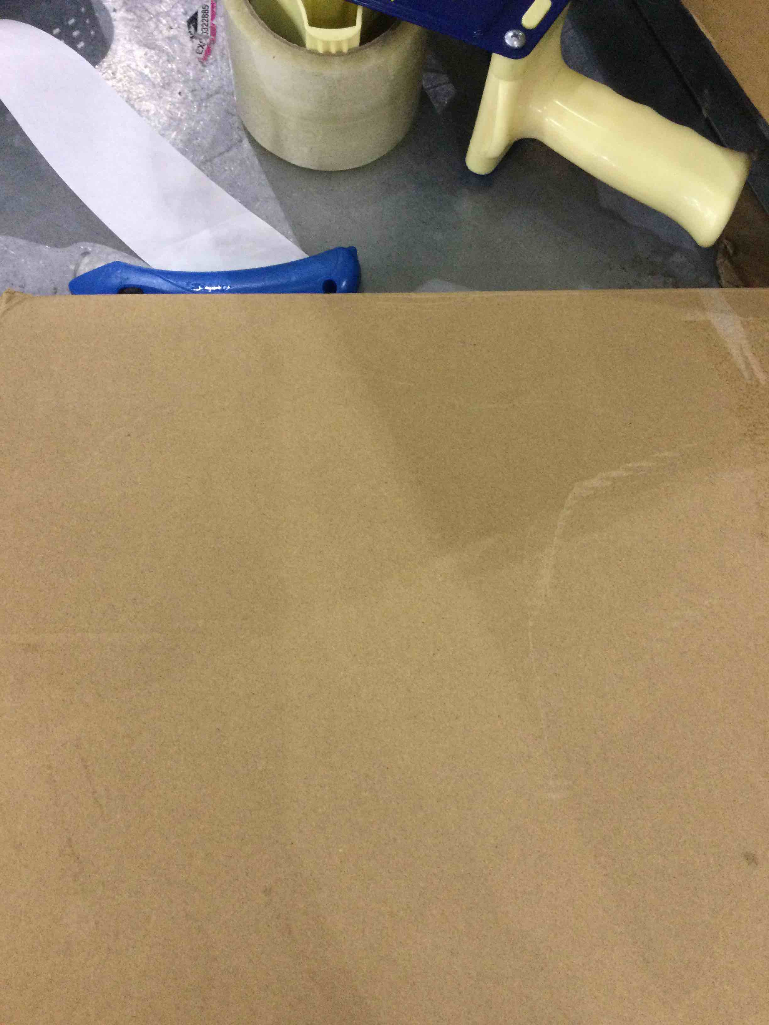 https://s3.amazonaws.com/lotting-images-prod/bidfta/EXS00352980_1689941423911.jpeg