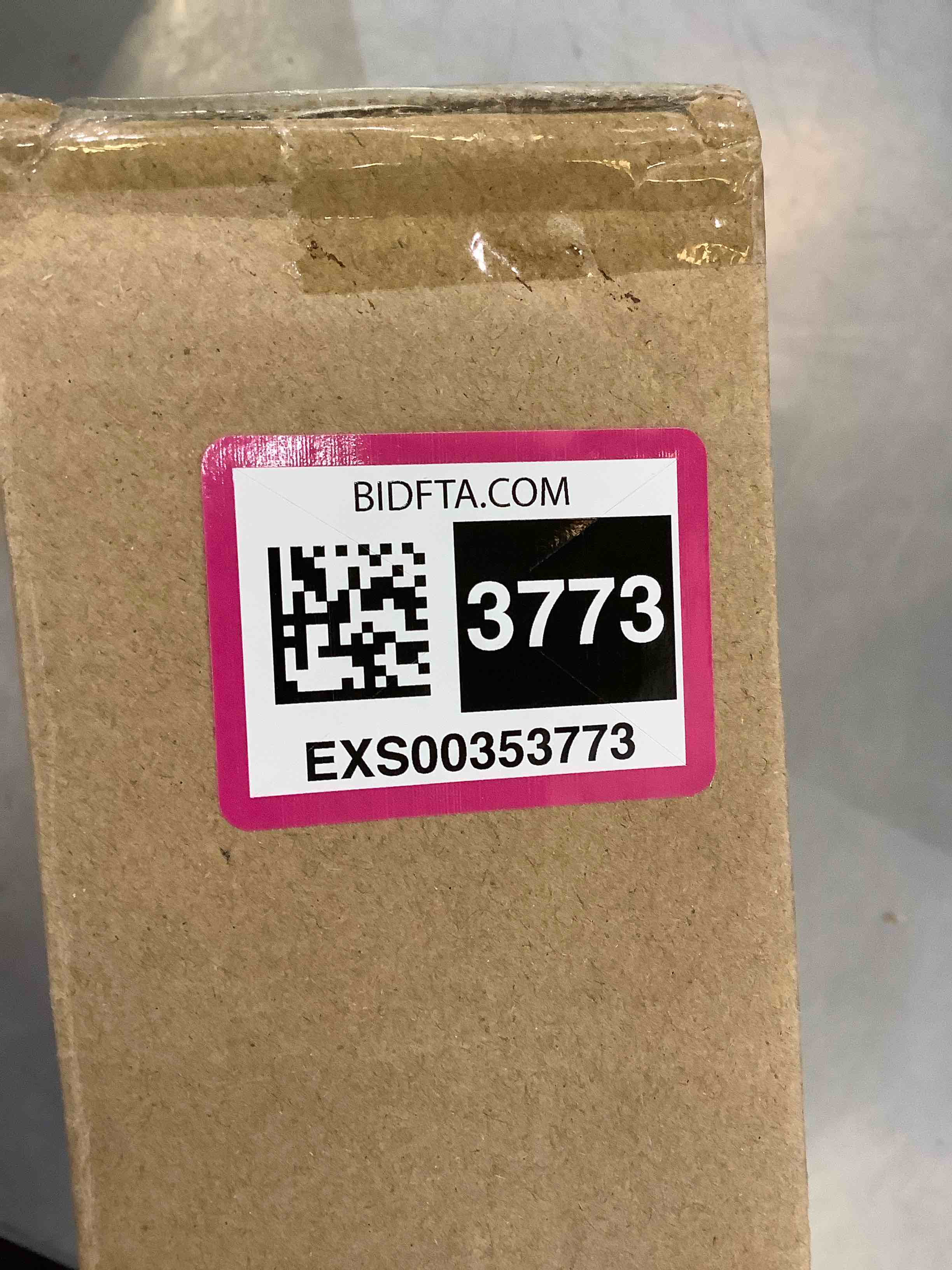 https://s3.amazonaws.com/lotting-images-prod/bidfta/EXS00353773_1689865636718.jpeg