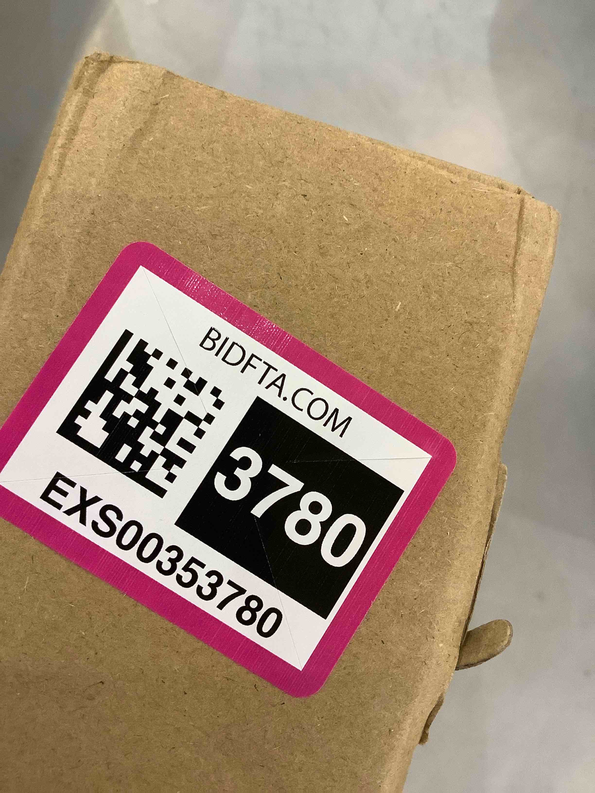 https://s3.amazonaws.com/lotting-images-prod/bidfta/EXS00353780_1689866184125.jpeg