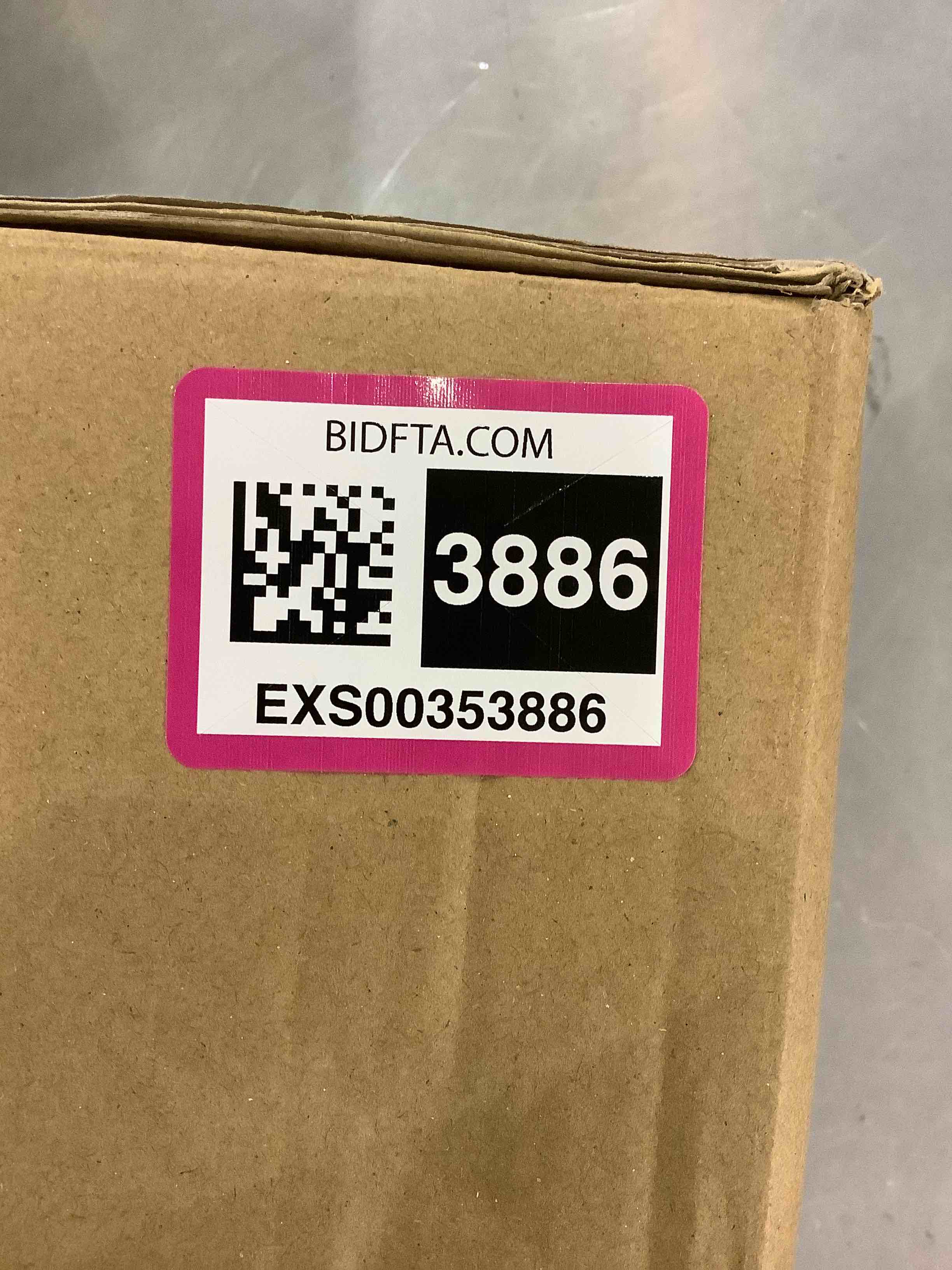 https://s3.amazonaws.com/lotting-images-prod/bidfta/EXS00353886_1689940914969.jpeg