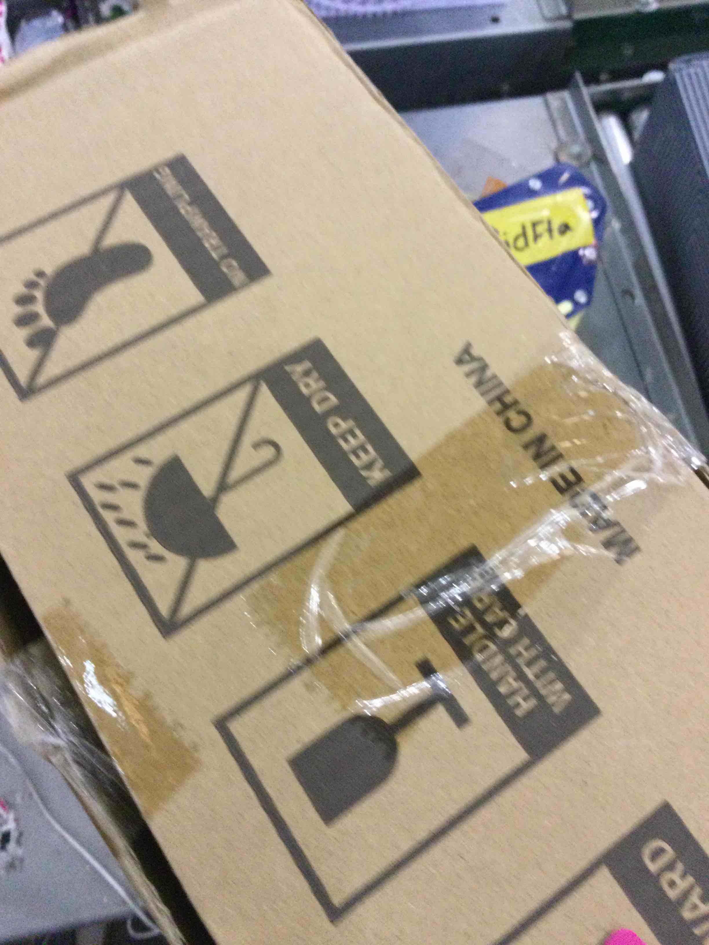 https://s3.amazonaws.com/lotting-images-prod/bidfta/EXS00354186_1690548789472.jpeg