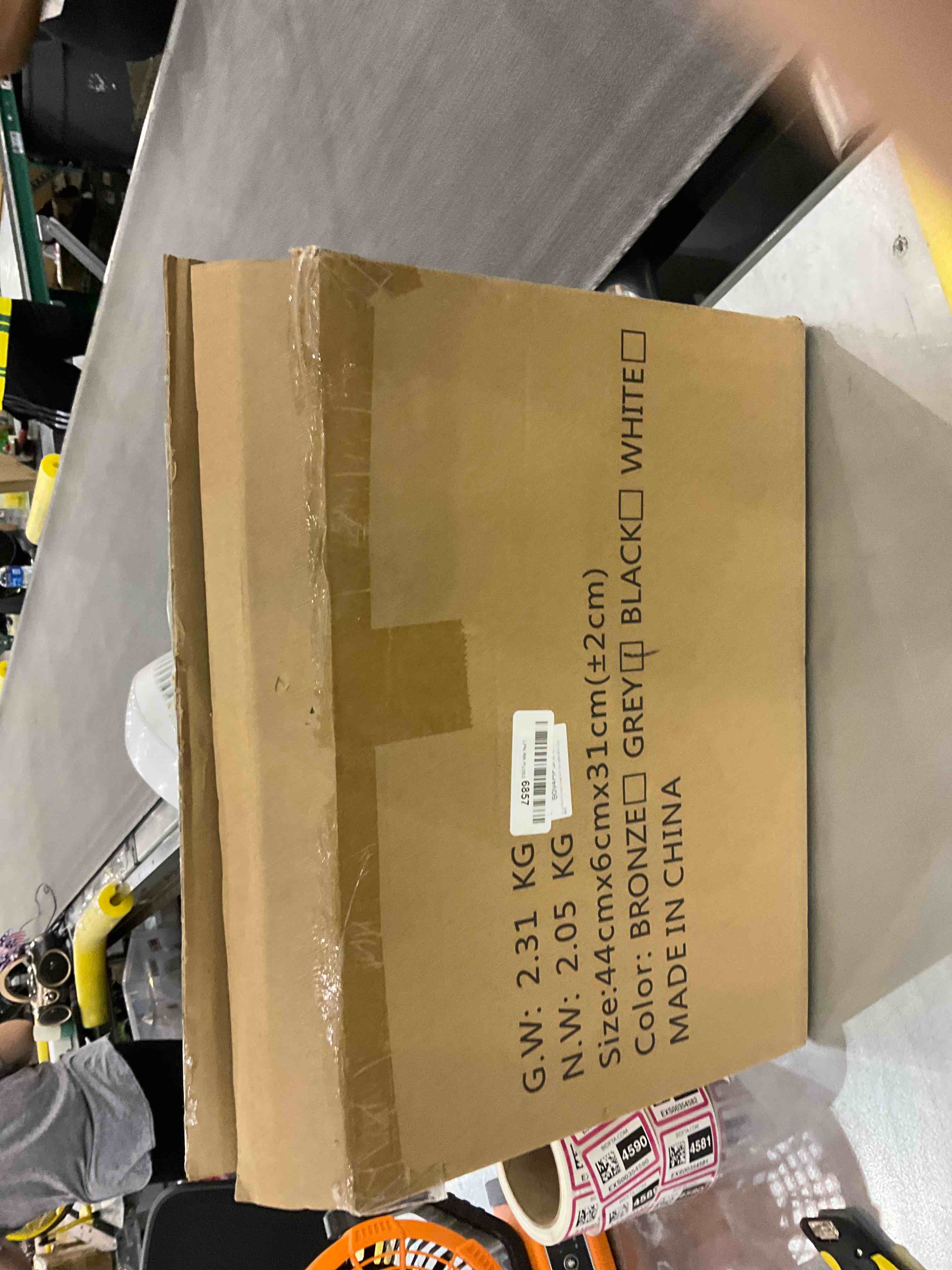 https://s3.amazonaws.com/lotting-images-prod/bidfta/EXS00354575_1689941196614.jpeg