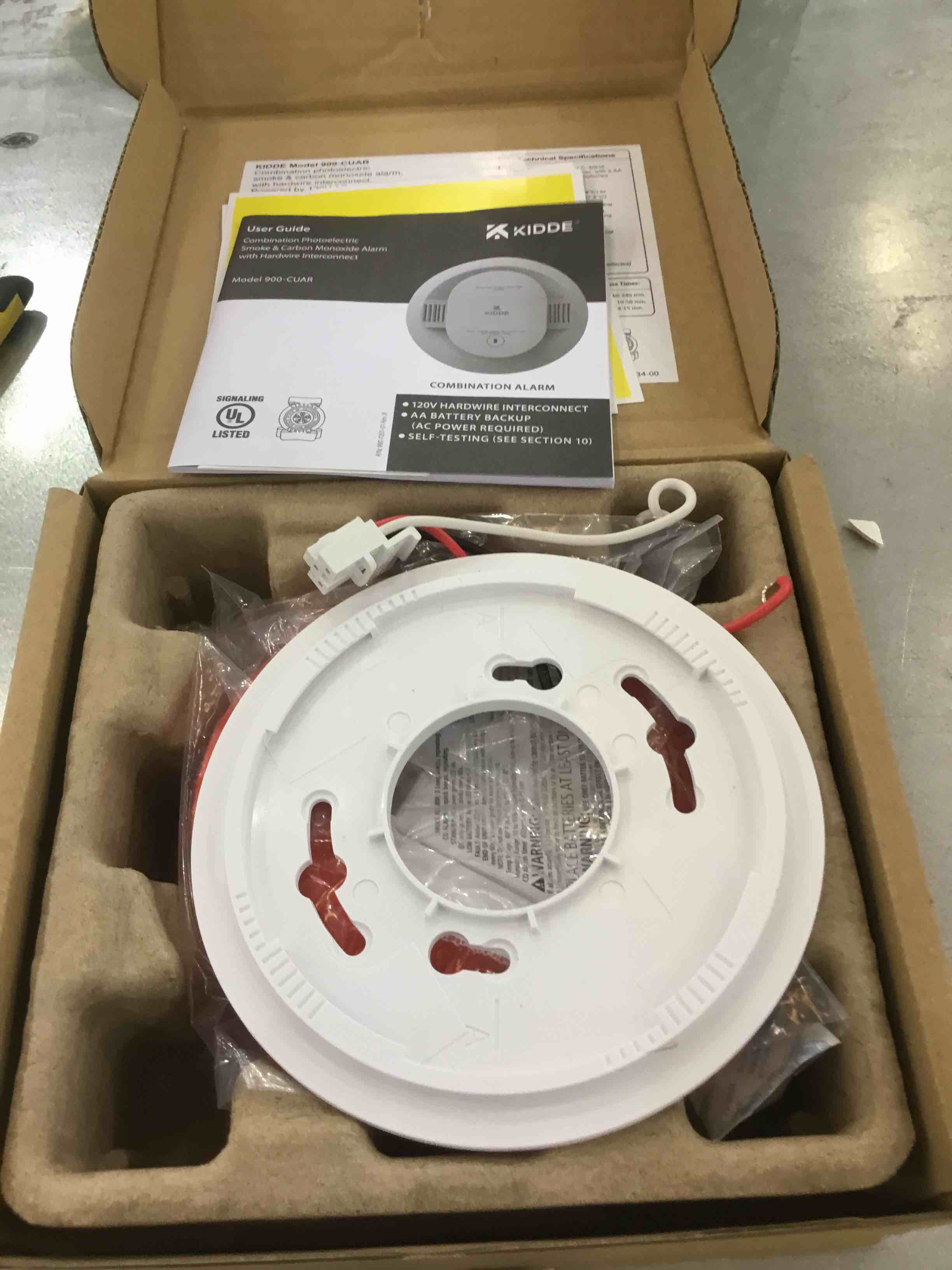 Kidde Hardwired Smoke & Carbon Monoxide Detector, AA Battery Backup, Interconnectable, LED Warning Light Indicators