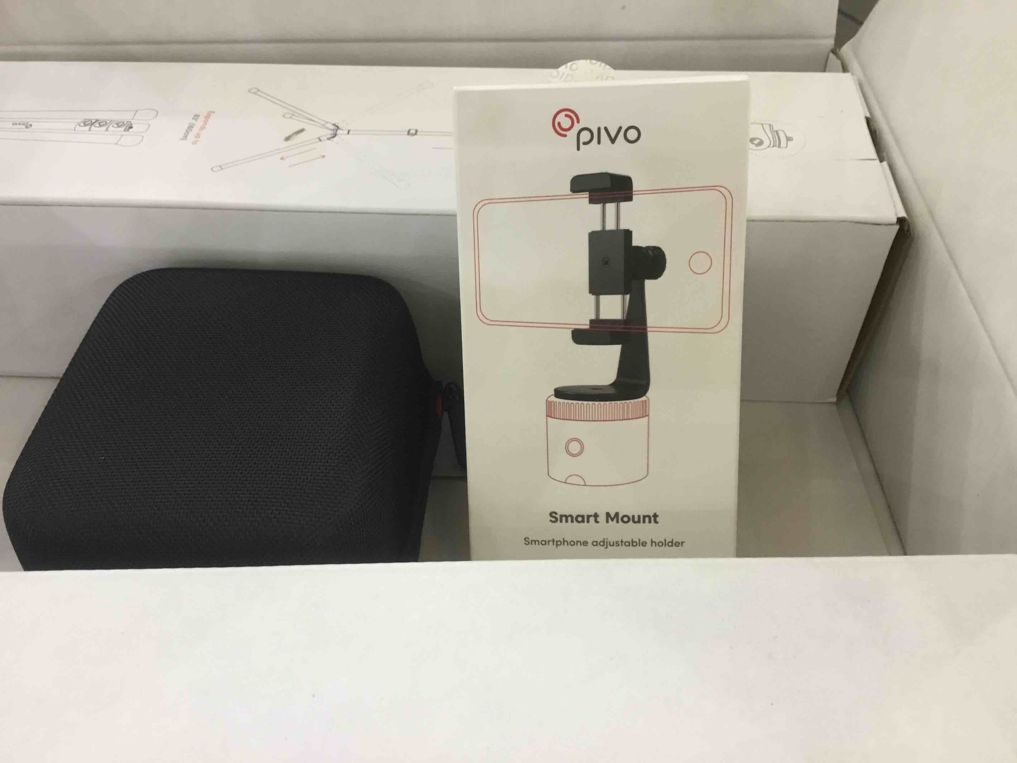 https://s3.amazonaws.com/lotting-images-prod/bidfta/EXS00354906_1690299270303.jpeg