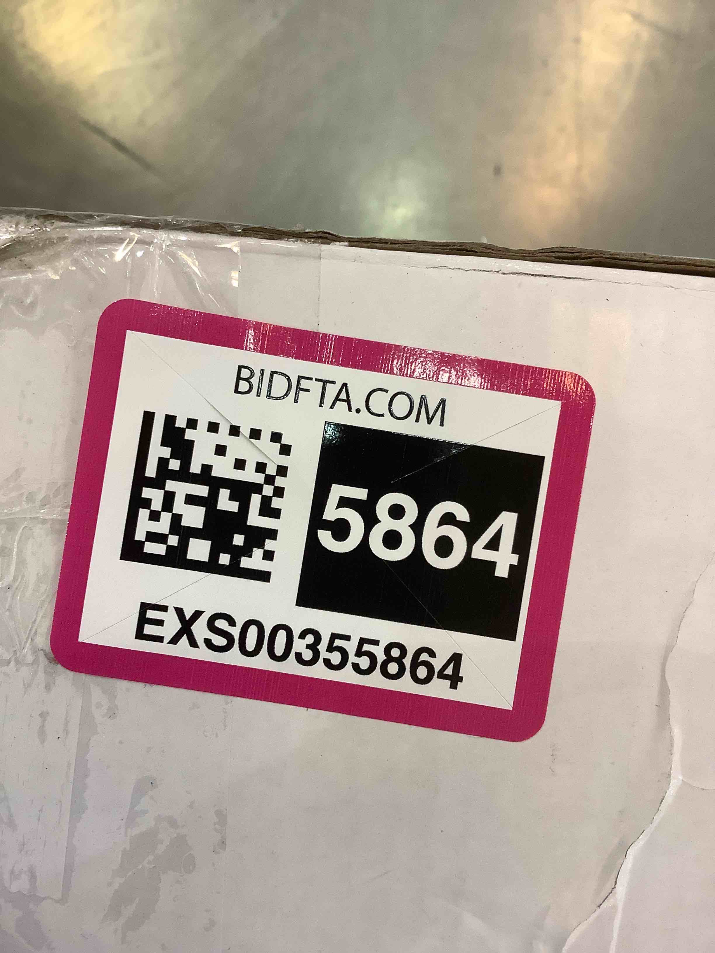 https://s3.amazonaws.com/lotting-images-prod/bidfta/EXS00355864_1690399103574.jpeg