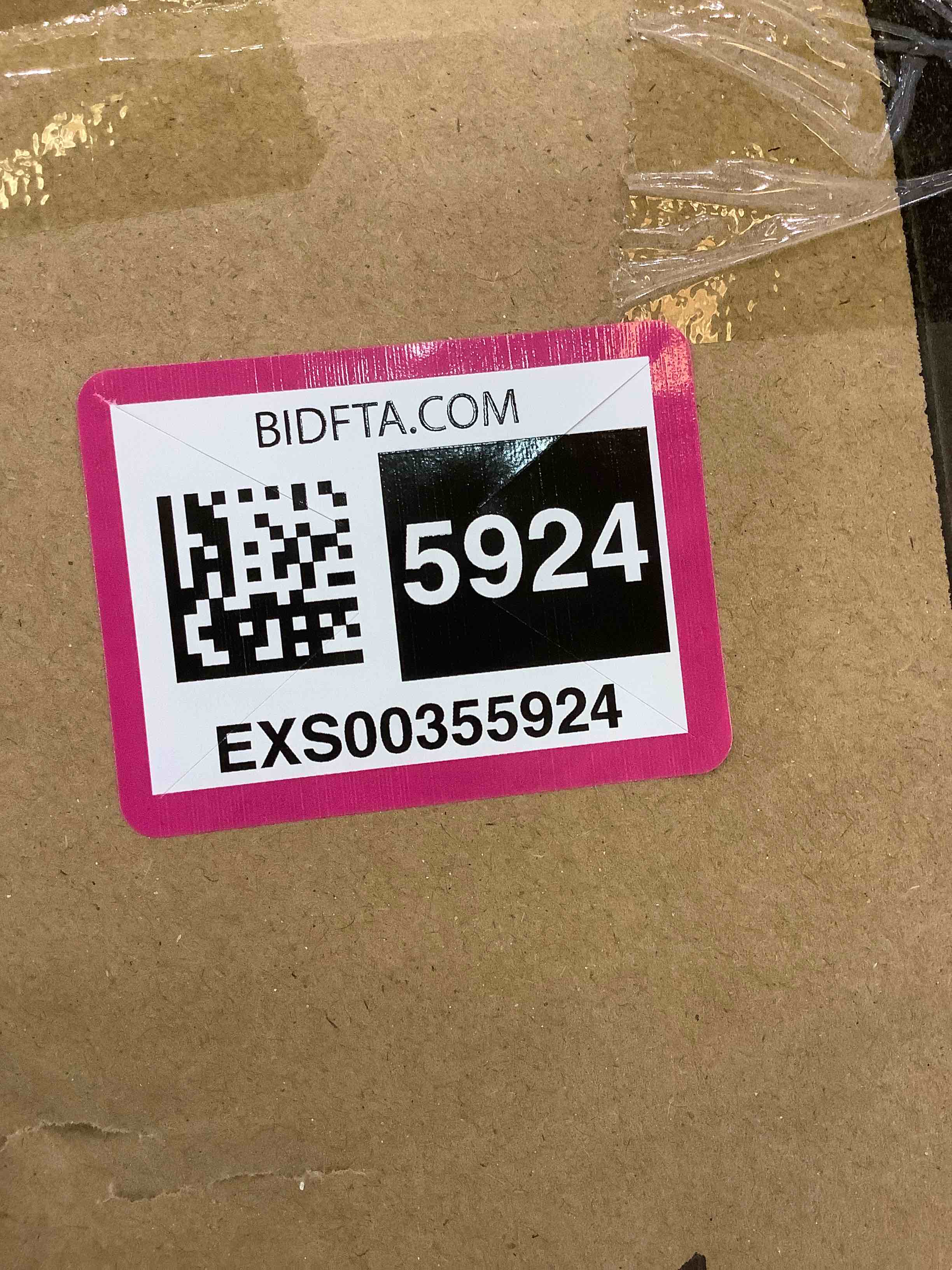 https://s3.amazonaws.com/lotting-images-prod/bidfta/EXS00355924_1690468130954.jpeg