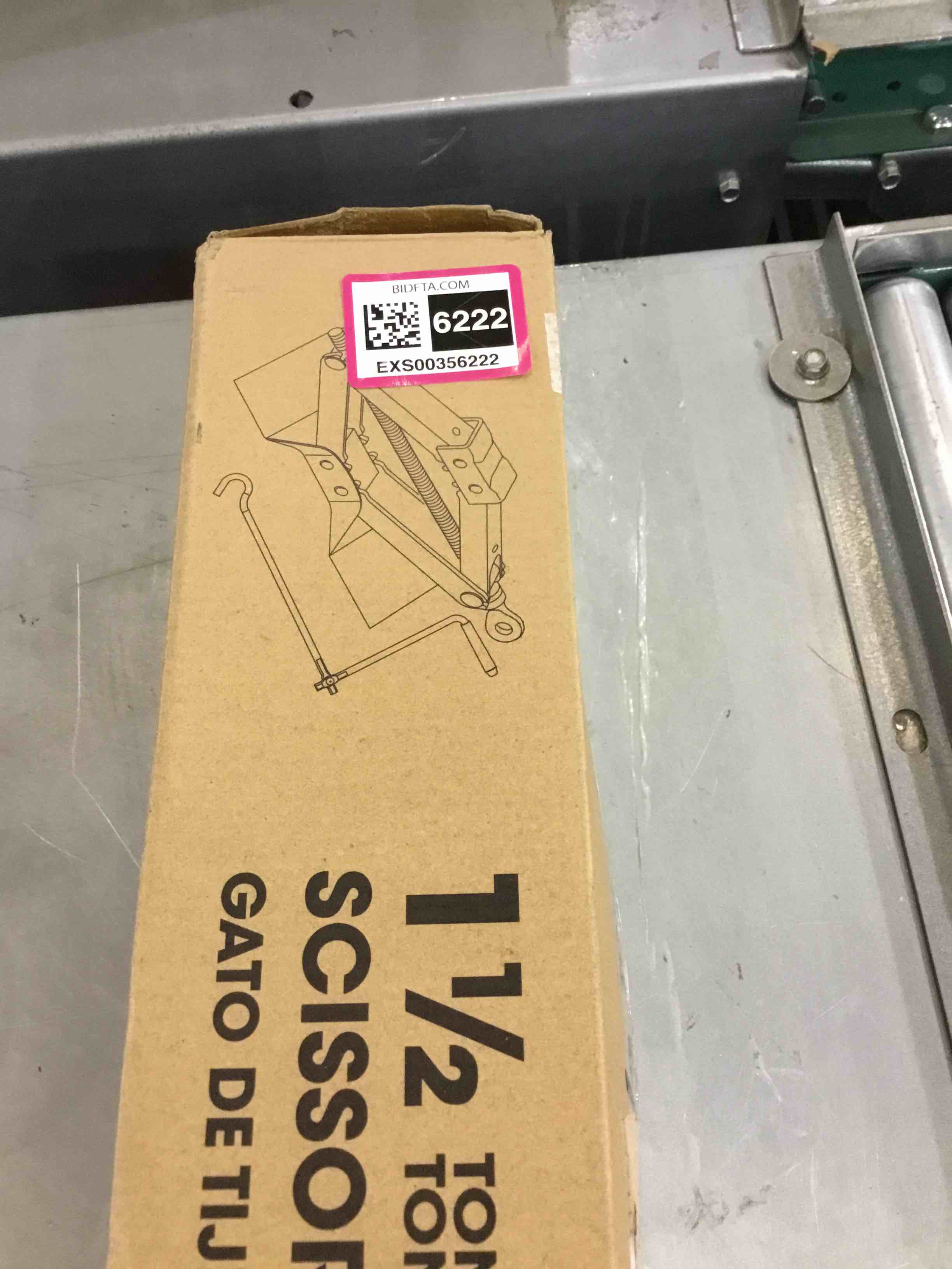 https://s3.amazonaws.com/lotting-images-prod/bidfta/EXS00356222_1690394067746.jpeg