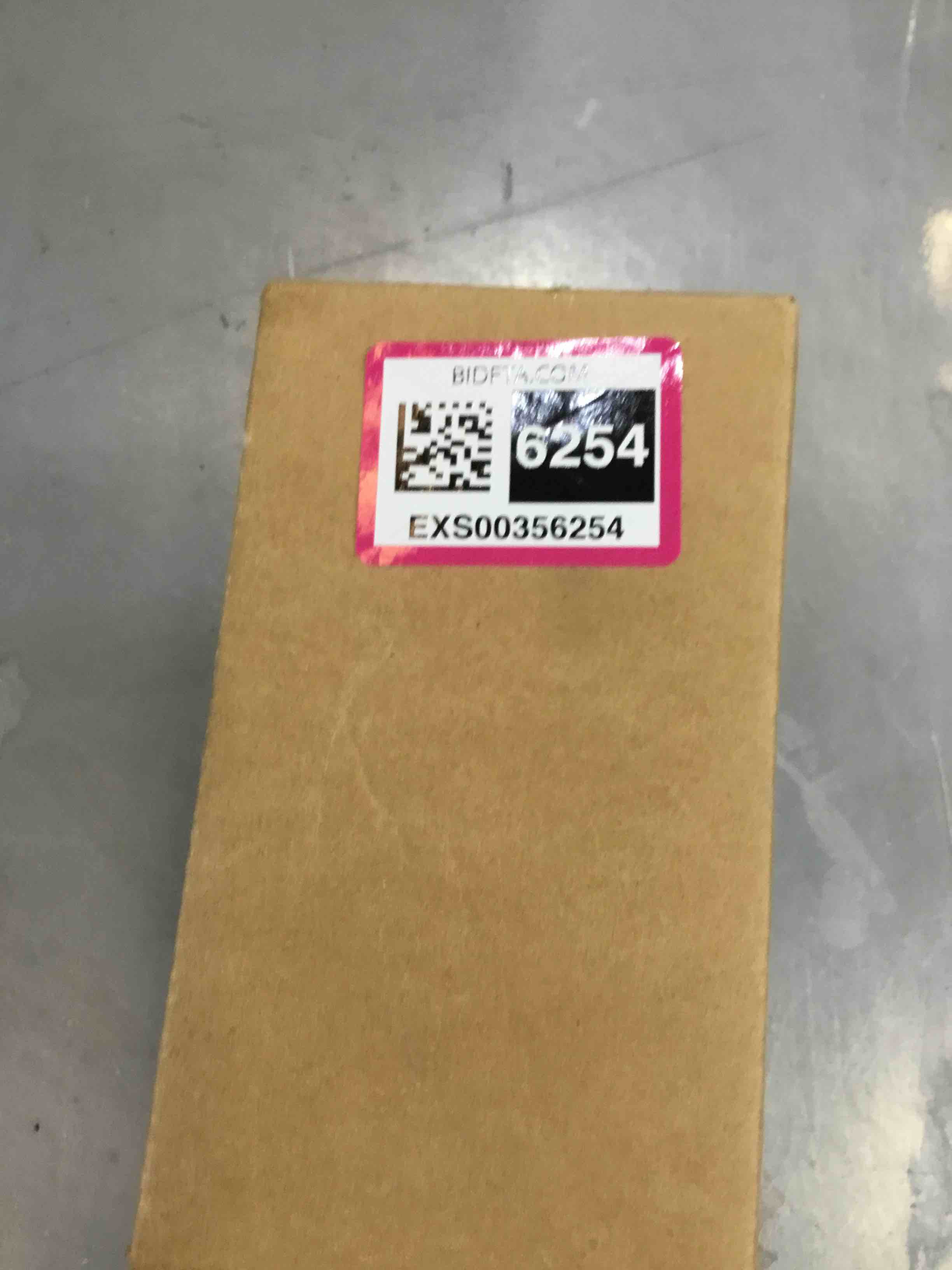 https://s3.amazonaws.com/lotting-images-prod/bidfta/EXS00356254_1690399085814.jpeg