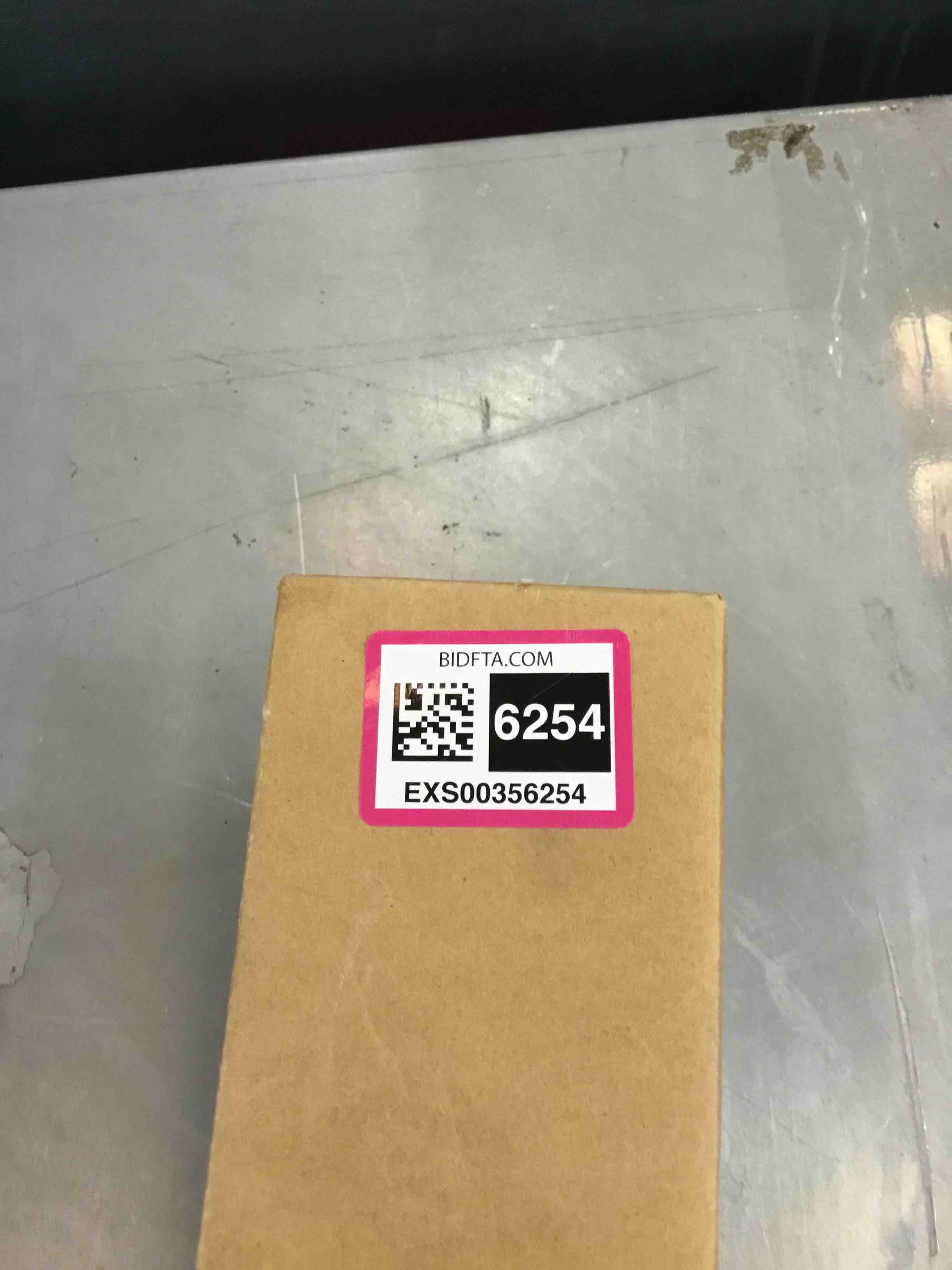 https://s3.amazonaws.com/lotting-images-prod/bidfta/EXS00356254_1690399087757.jpeg