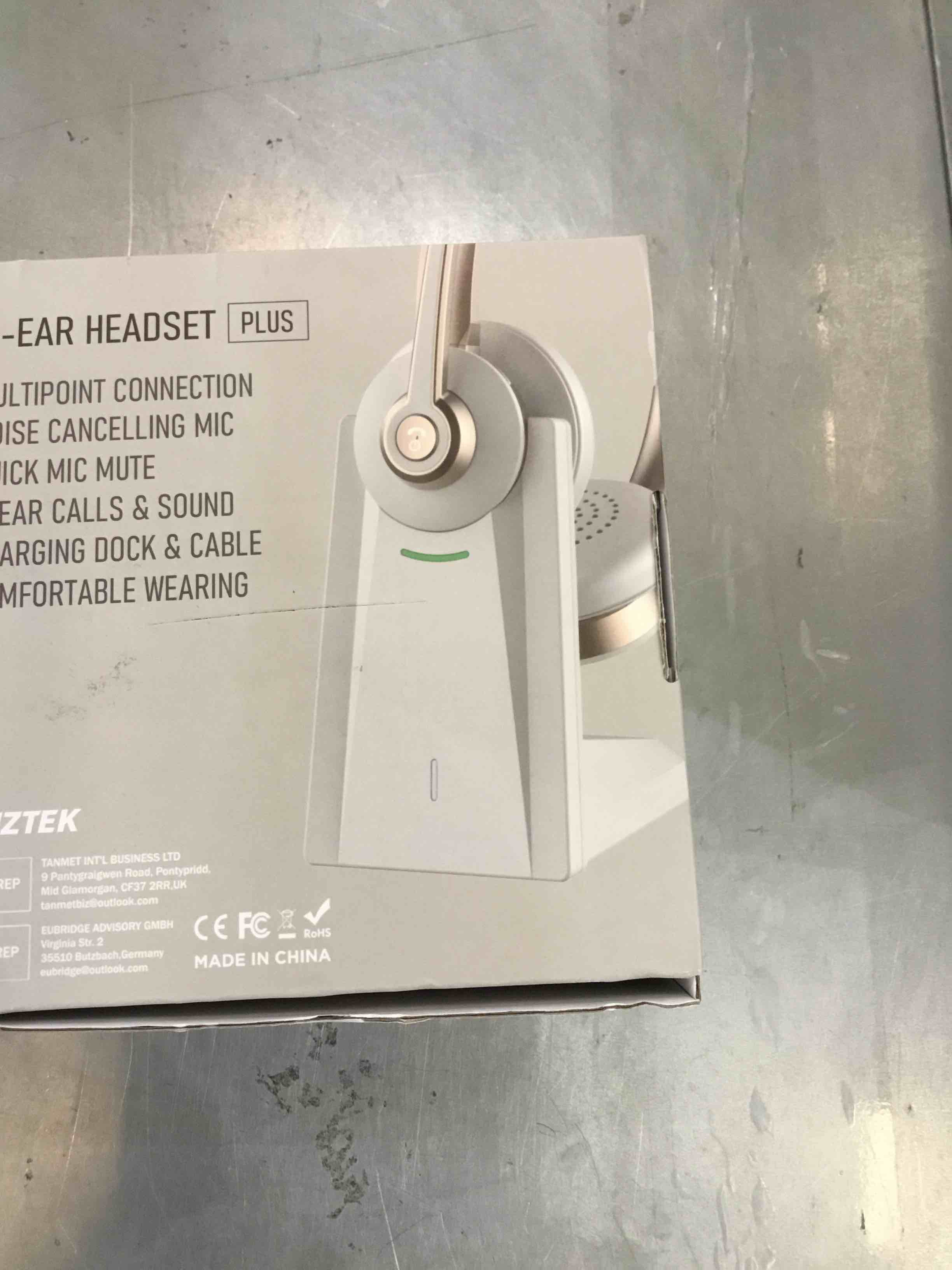 Bluetooth Headset with Microphone, QCC Wireless Headphones with Mic Noise Cancelling & Mute/Charging Dock/Plug & Play USB Dongle, 26 Hrs On Ear Headphones For Cell Phones/Laptop/PC/MS Teams/Zoom/Skype