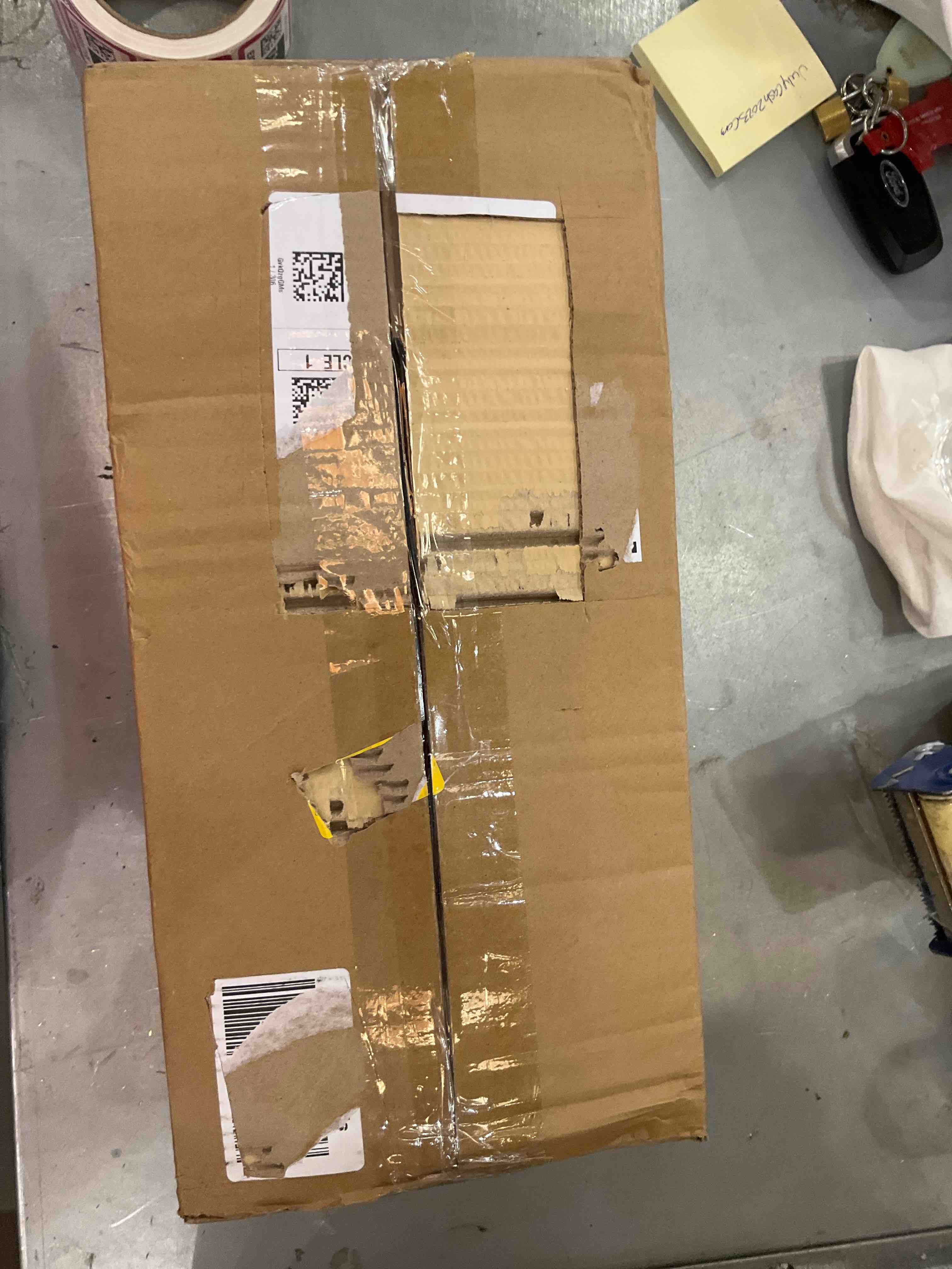 https://s3.amazonaws.com/lotting-images-prod/bidfta/EXS00357104_1689863778963.jpeg