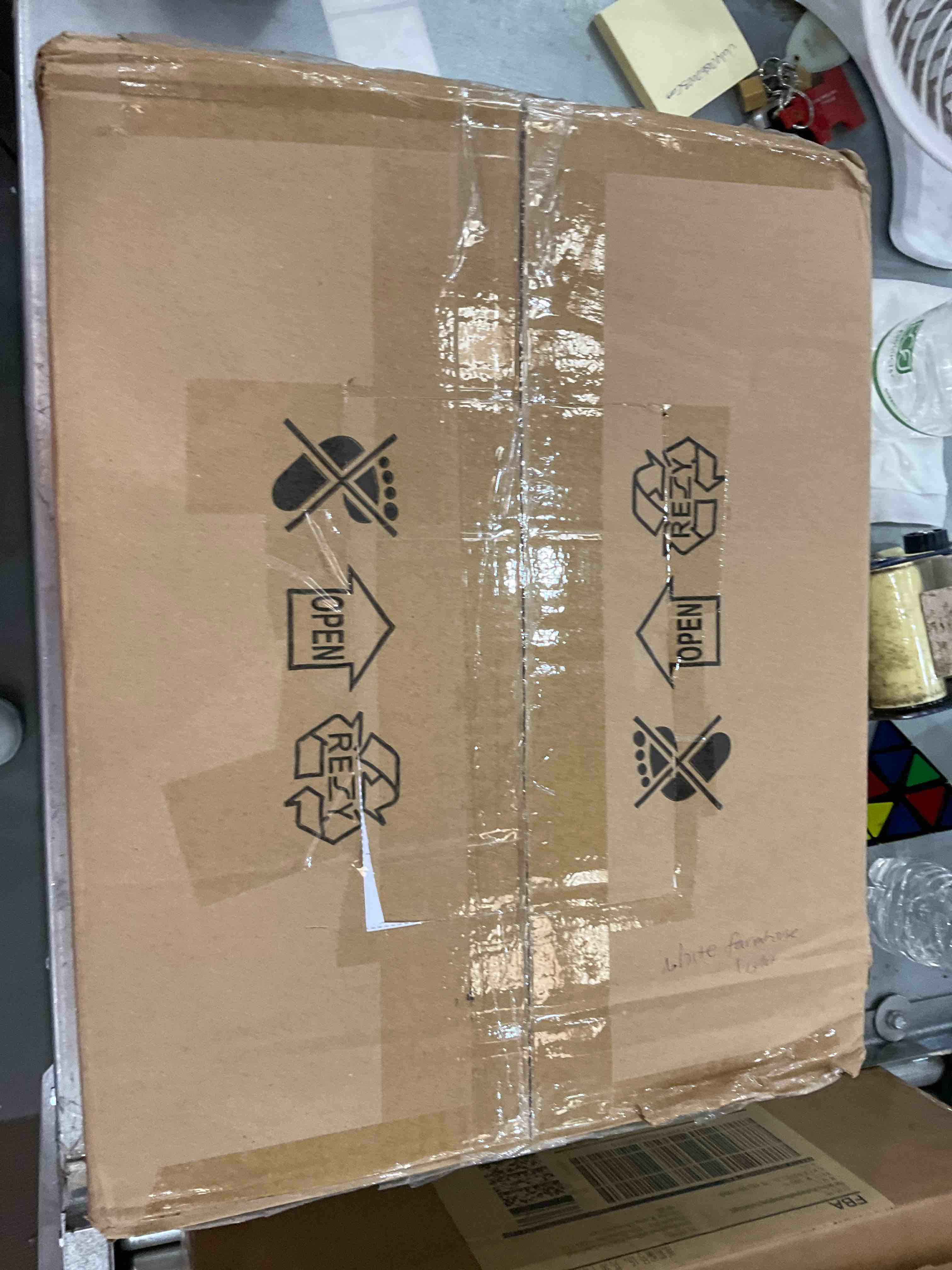 https://s3.amazonaws.com/lotting-images-prod/bidfta/EXS00357108_1689864216022.jpeg
