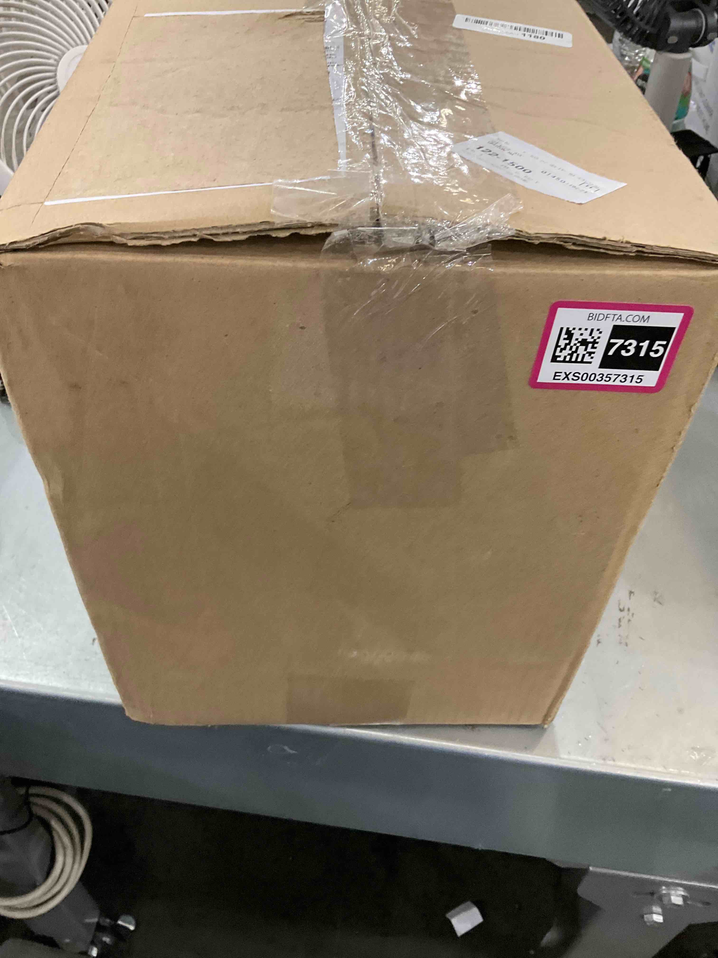 https://s3.amazonaws.com/lotting-images-prod/bidfta/EXS00357315_1690208504467.jpeg