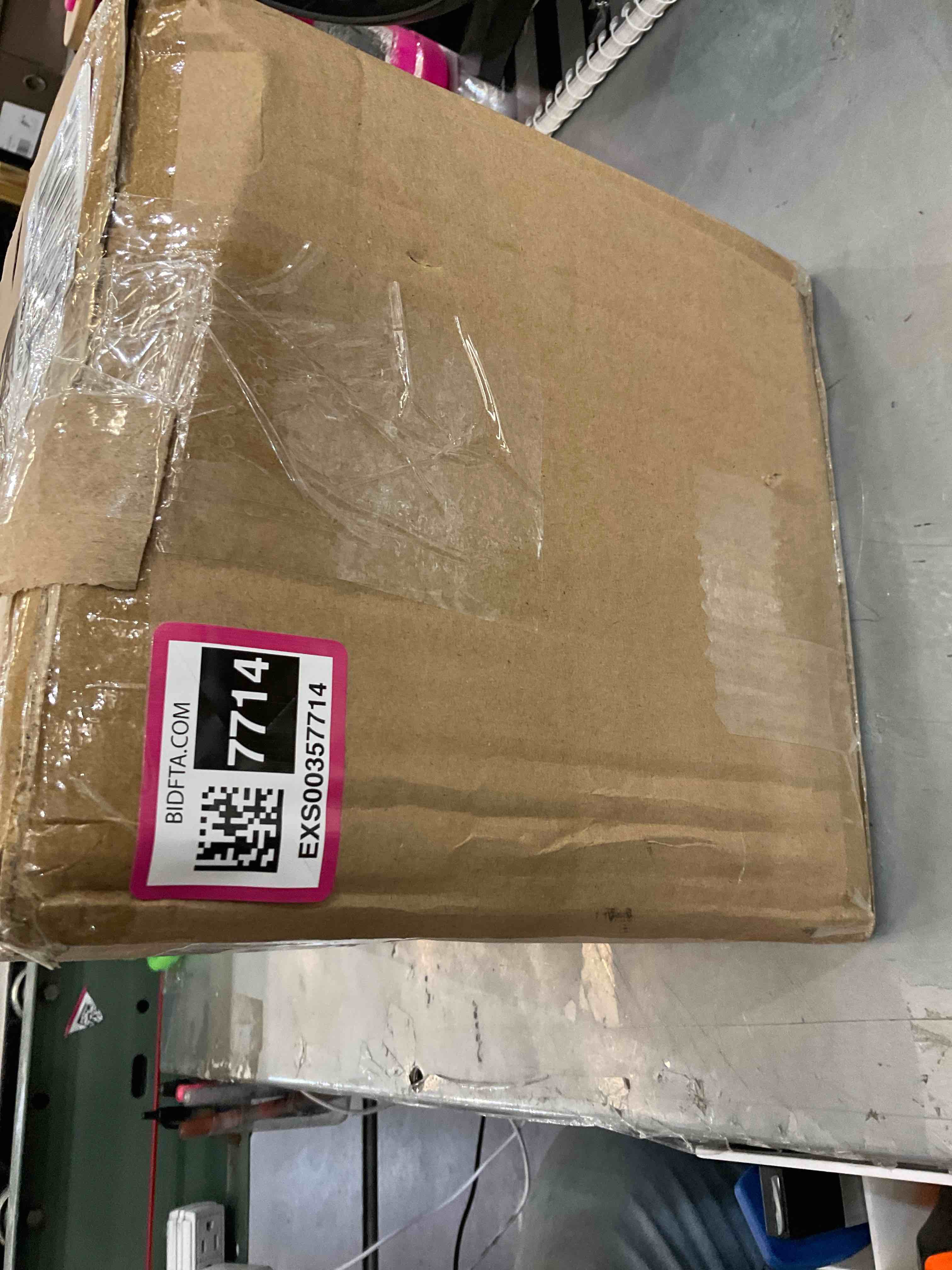 https://s3.amazonaws.com/lotting-images-prod/bidfta/EXS00357714_1689790624566.jpeg