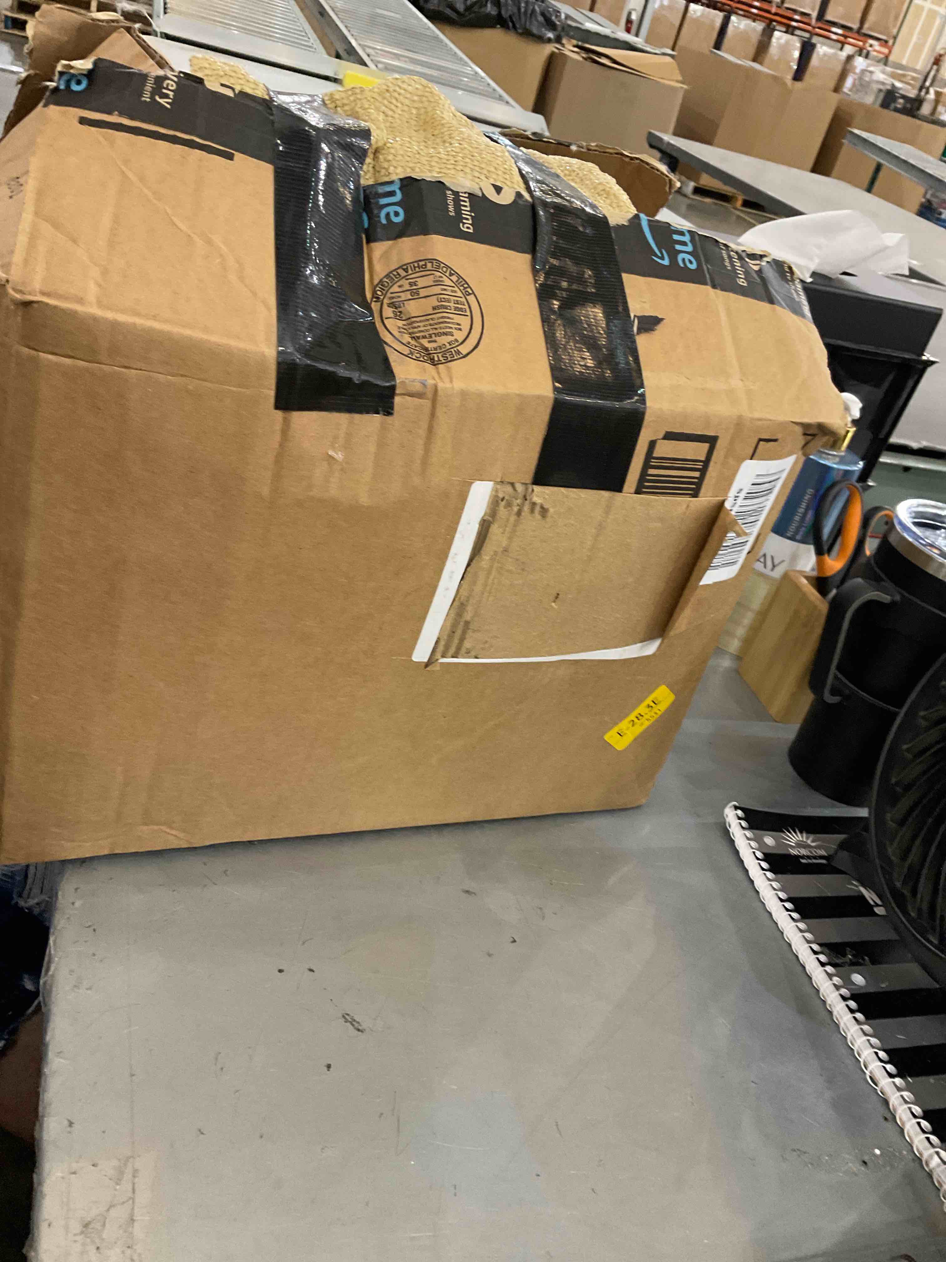 https://s3.amazonaws.com/lotting-images-prod/bidfta/EXS00357797_1689864264857.jpeg