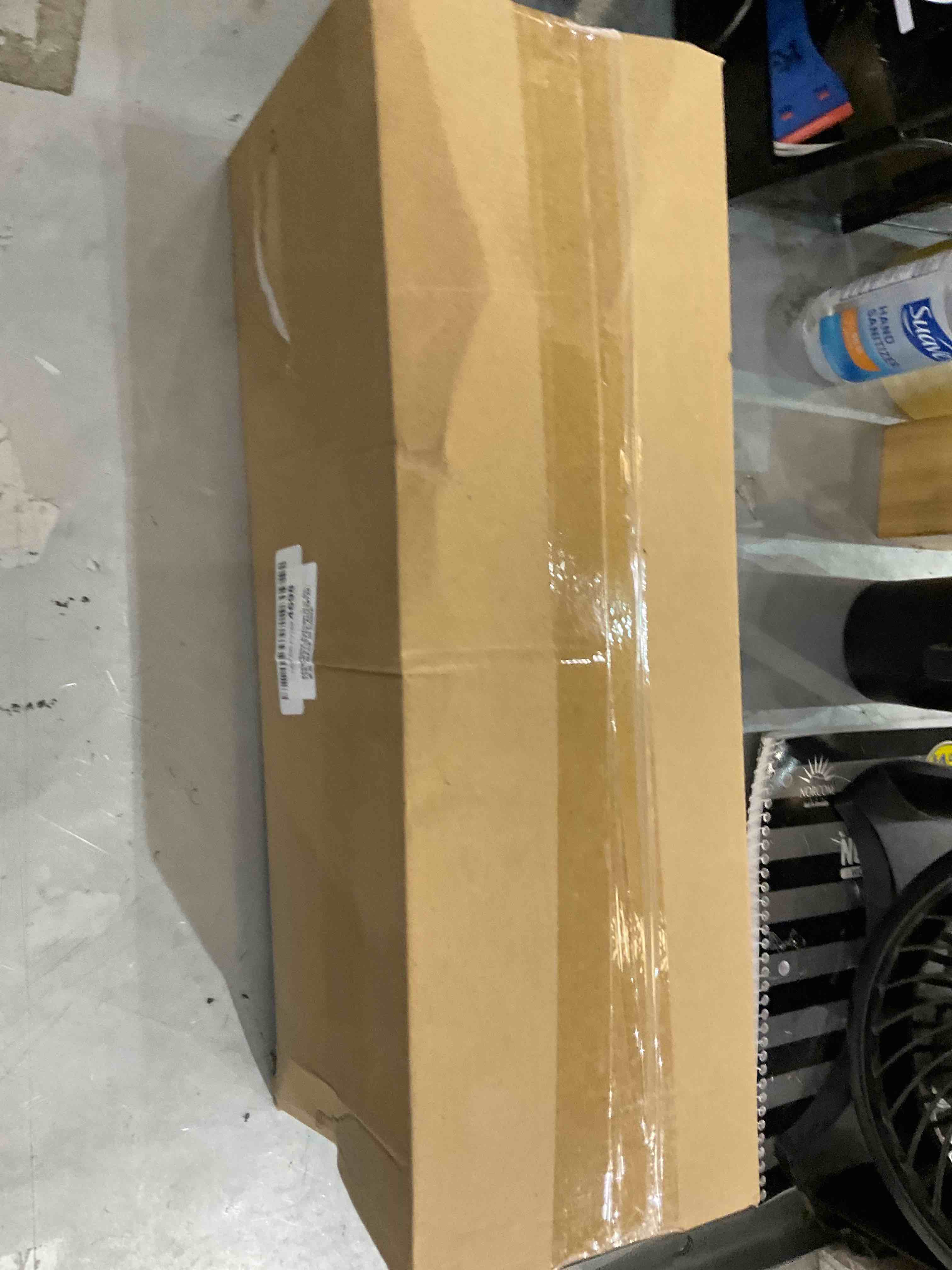 https://s3.amazonaws.com/lotting-images-prod/bidfta/EXS00357808_1689866303813.jpeg