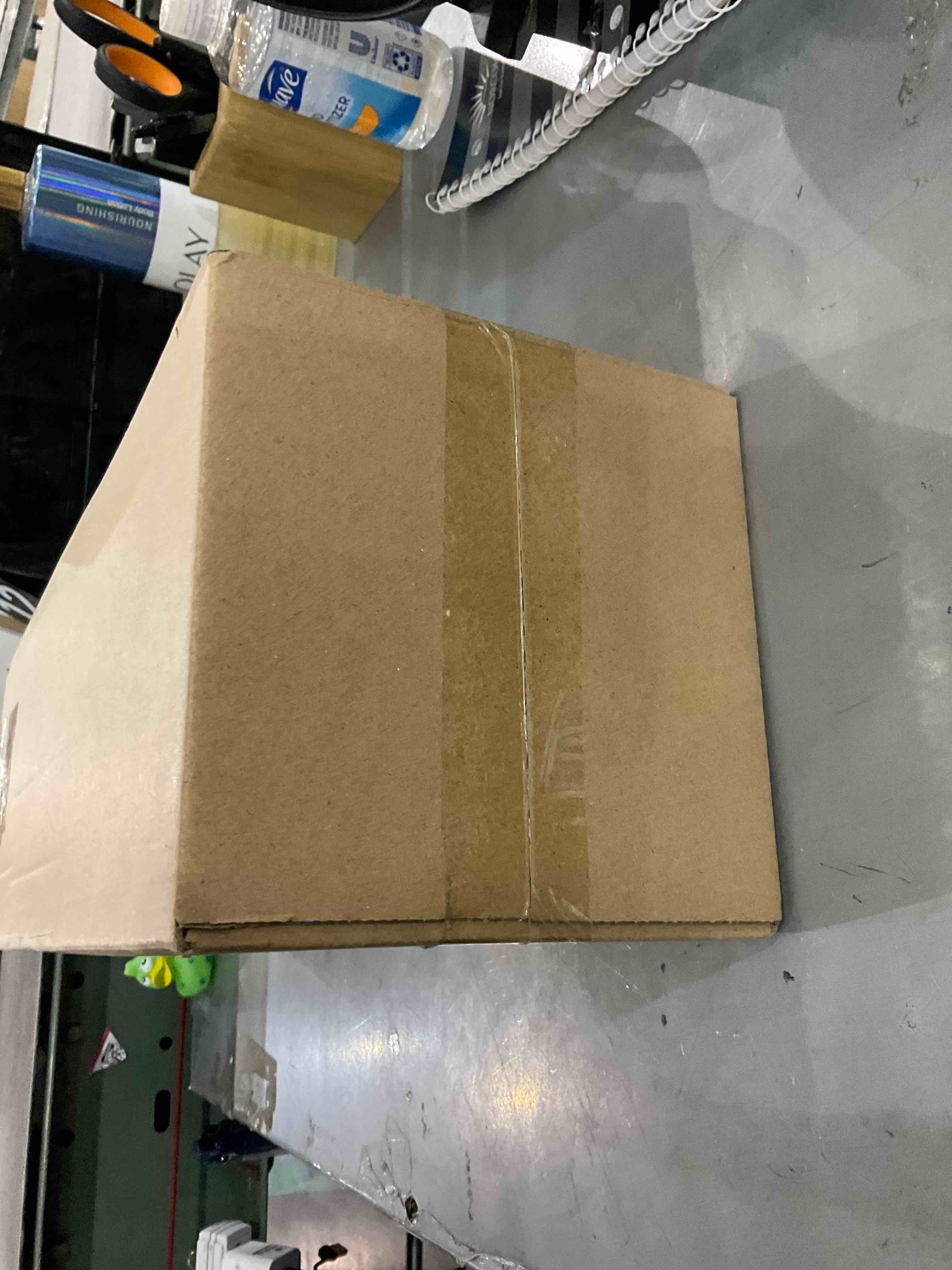 https://s3.amazonaws.com/lotting-images-prod/bidfta/EXS00357860_1689940963116.jpeg