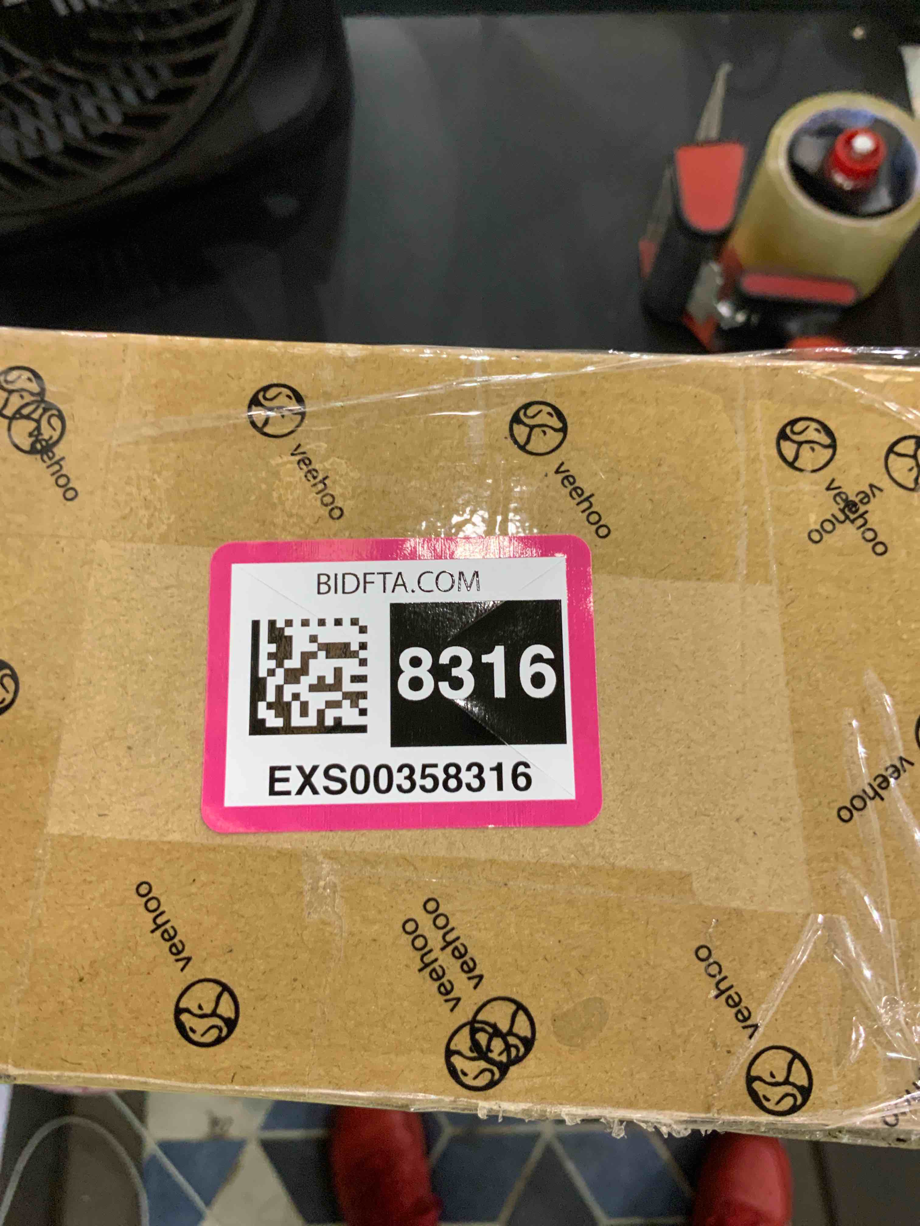 https://s3.amazonaws.com/lotting-images-prod/bidfta/EXS00358316_1689941344571.jpeg