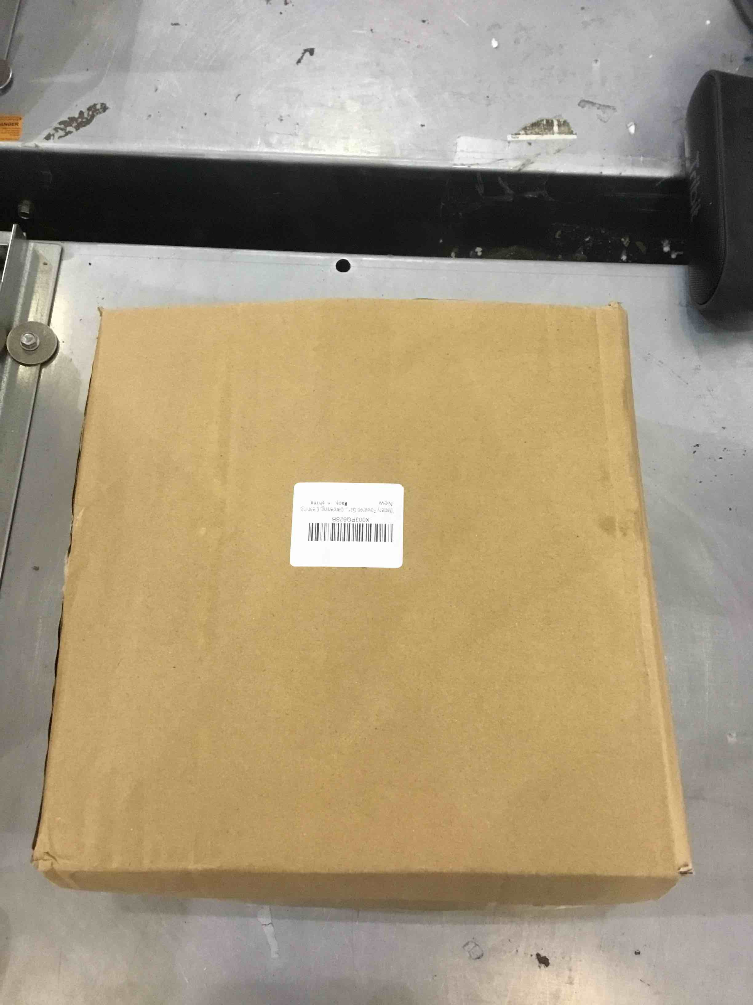 https://s3.amazonaws.com/lotting-images-prod/bidfta/EXS00358620_1689943888403.jpeg