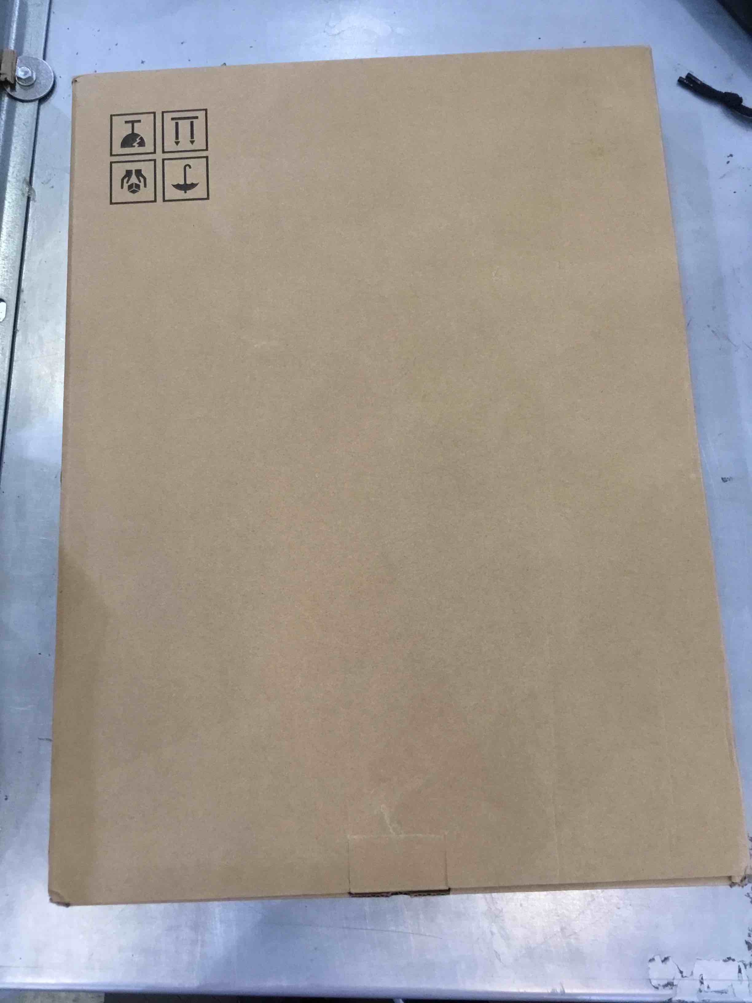 https://s3.amazonaws.com/lotting-images-prod/bidfta/EXS00358972_1690216953393.jpeg