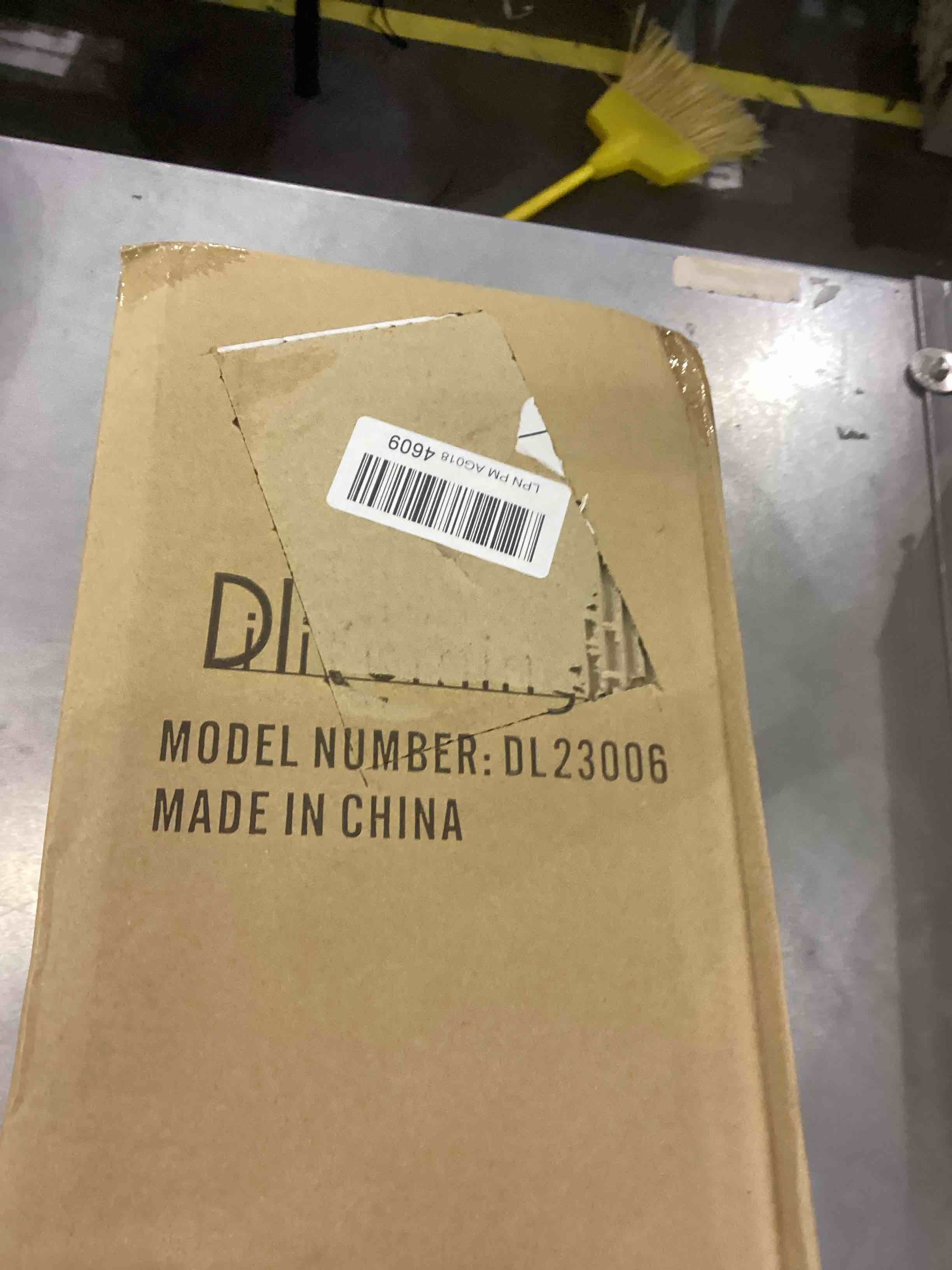 https://s3.amazonaws.com/lotting-images-prod/bidfta/EXS00359120_1689781050100.jpeg