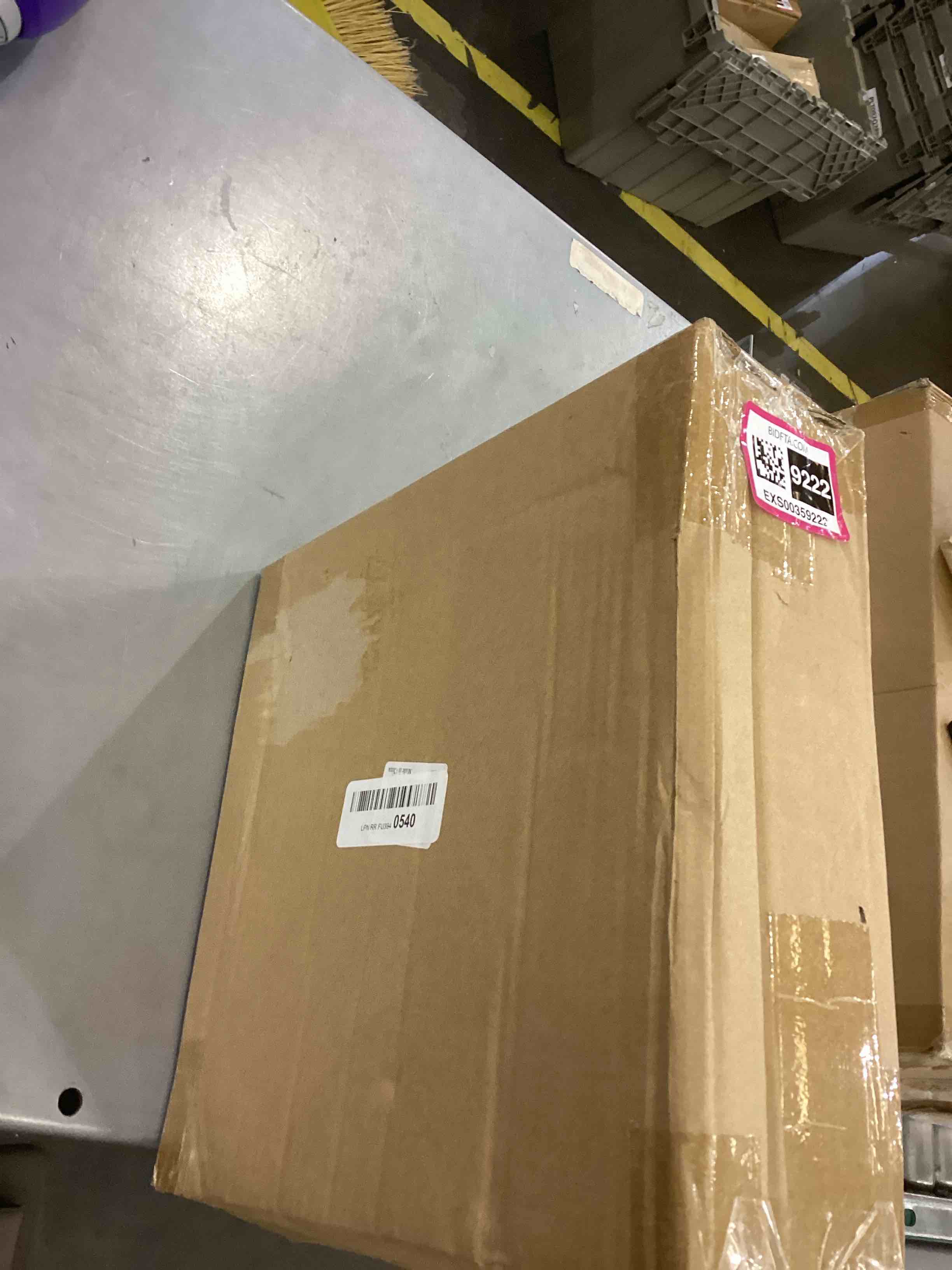 https://s3.amazonaws.com/lotting-images-prod/bidfta/EXS00359222_1689793459214.jpeg