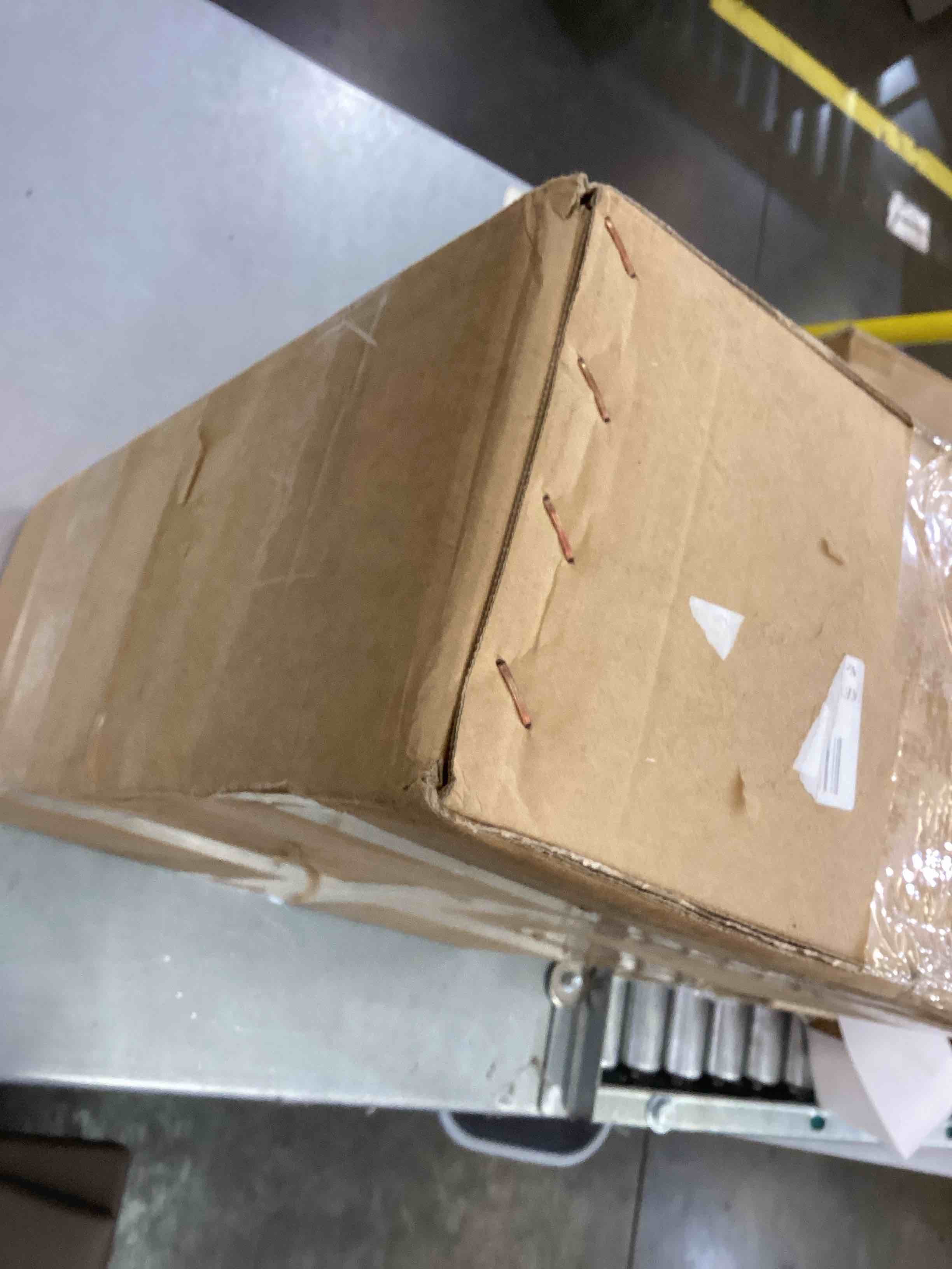 https://s3.amazonaws.com/lotting-images-prod/bidfta/EXS00359378_1689954586387.jpeg
