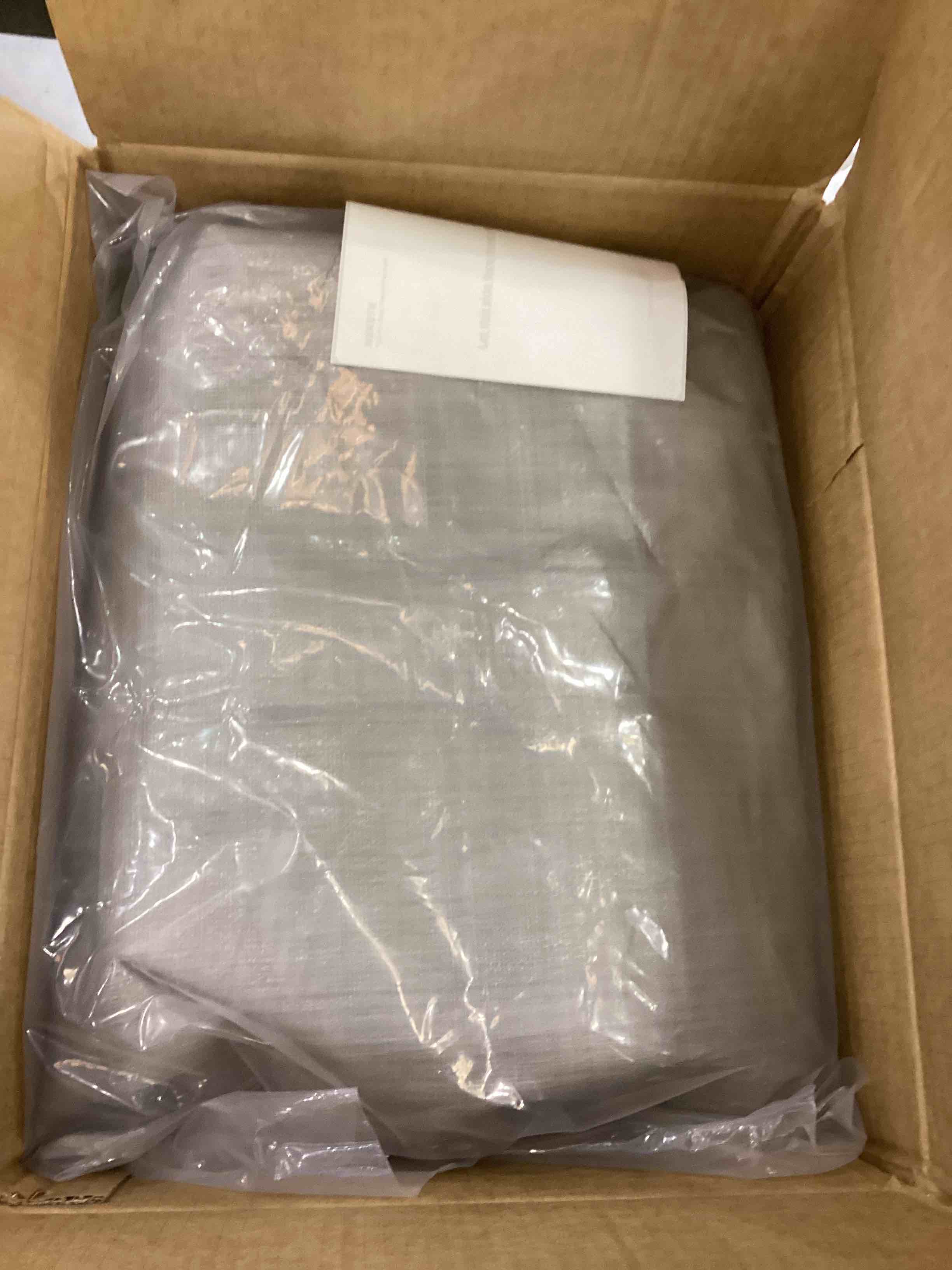 https://s3.amazonaws.com/lotting-images-prod/bidfta/EXS00359378_1689954609078.jpeg